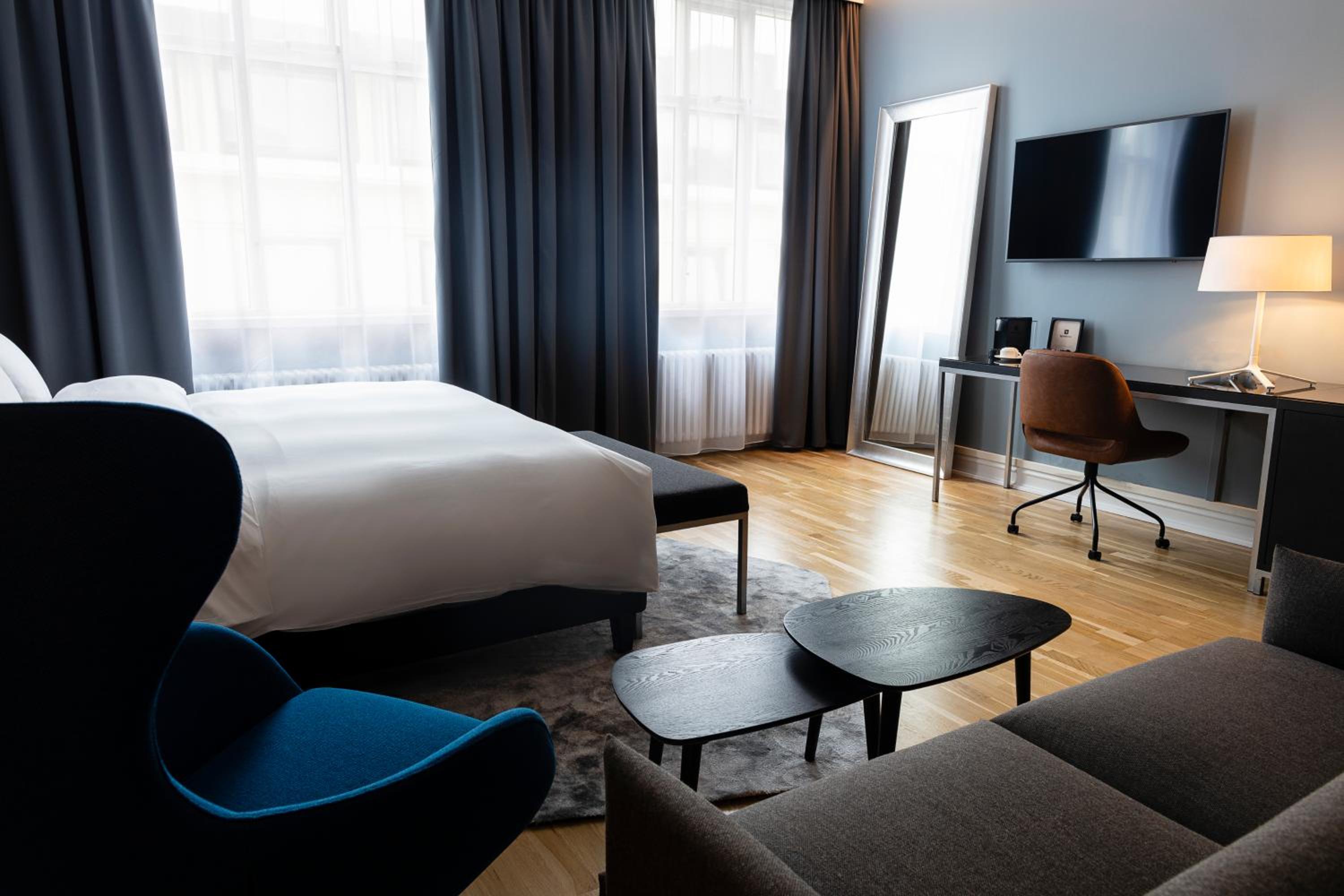 Junior Suite - Photo 11