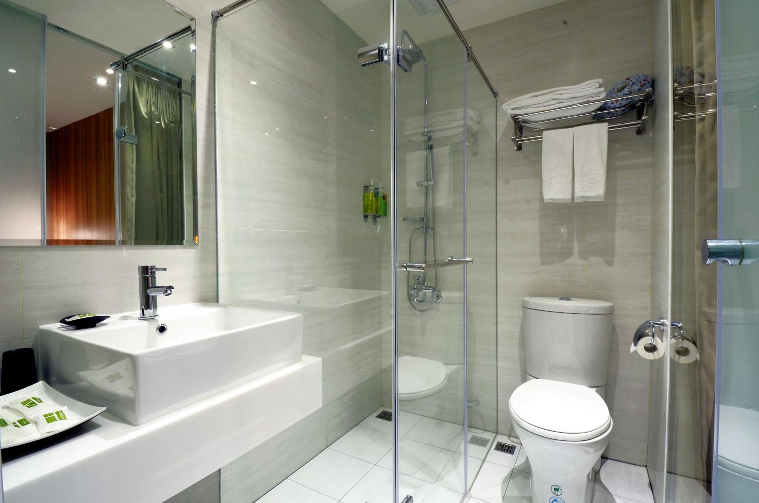 Standard Double Room (No Windows) photo 2
