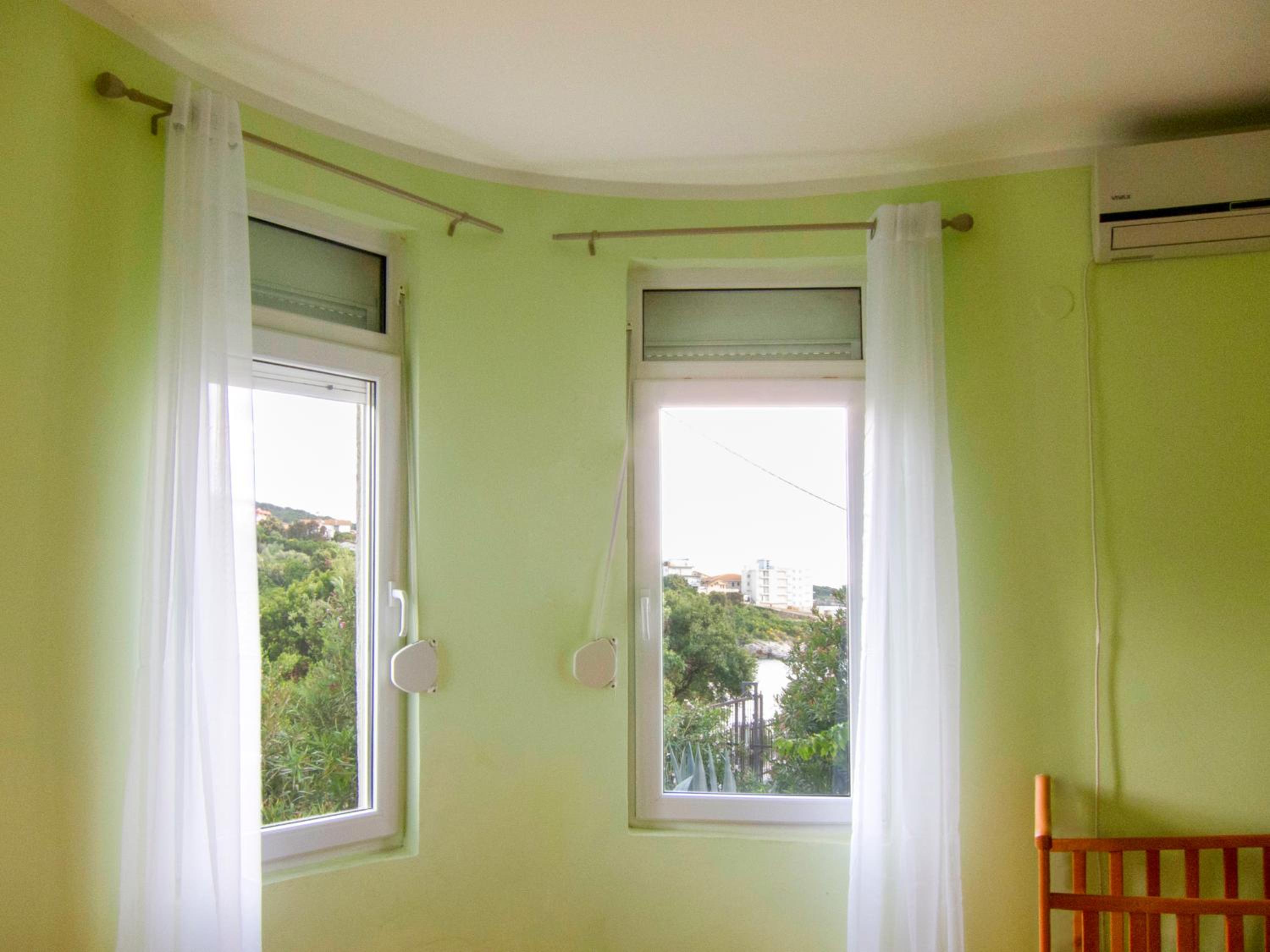 Four-Bedroom House photo 1