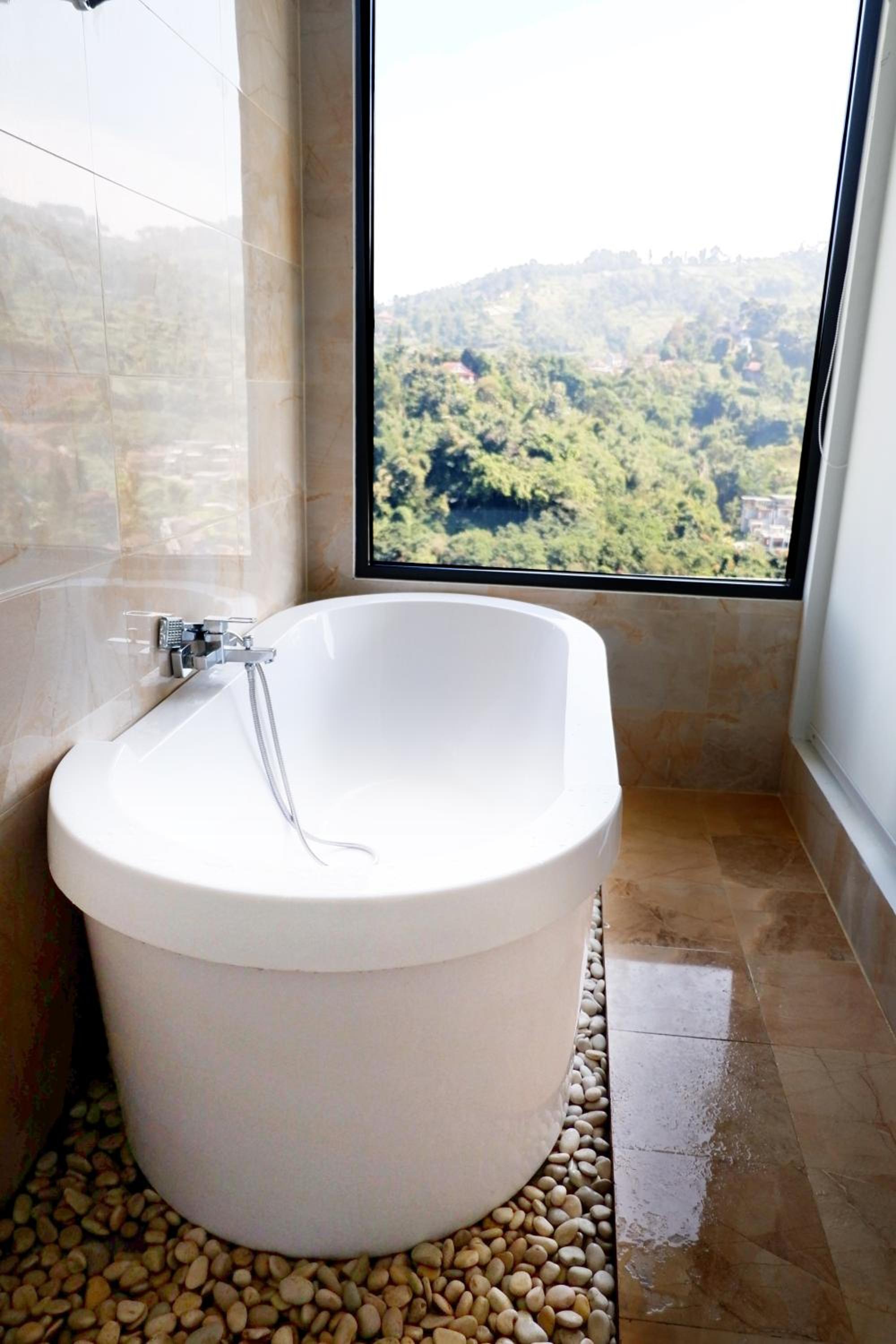 Three-Bedroom Villa - Photo 28