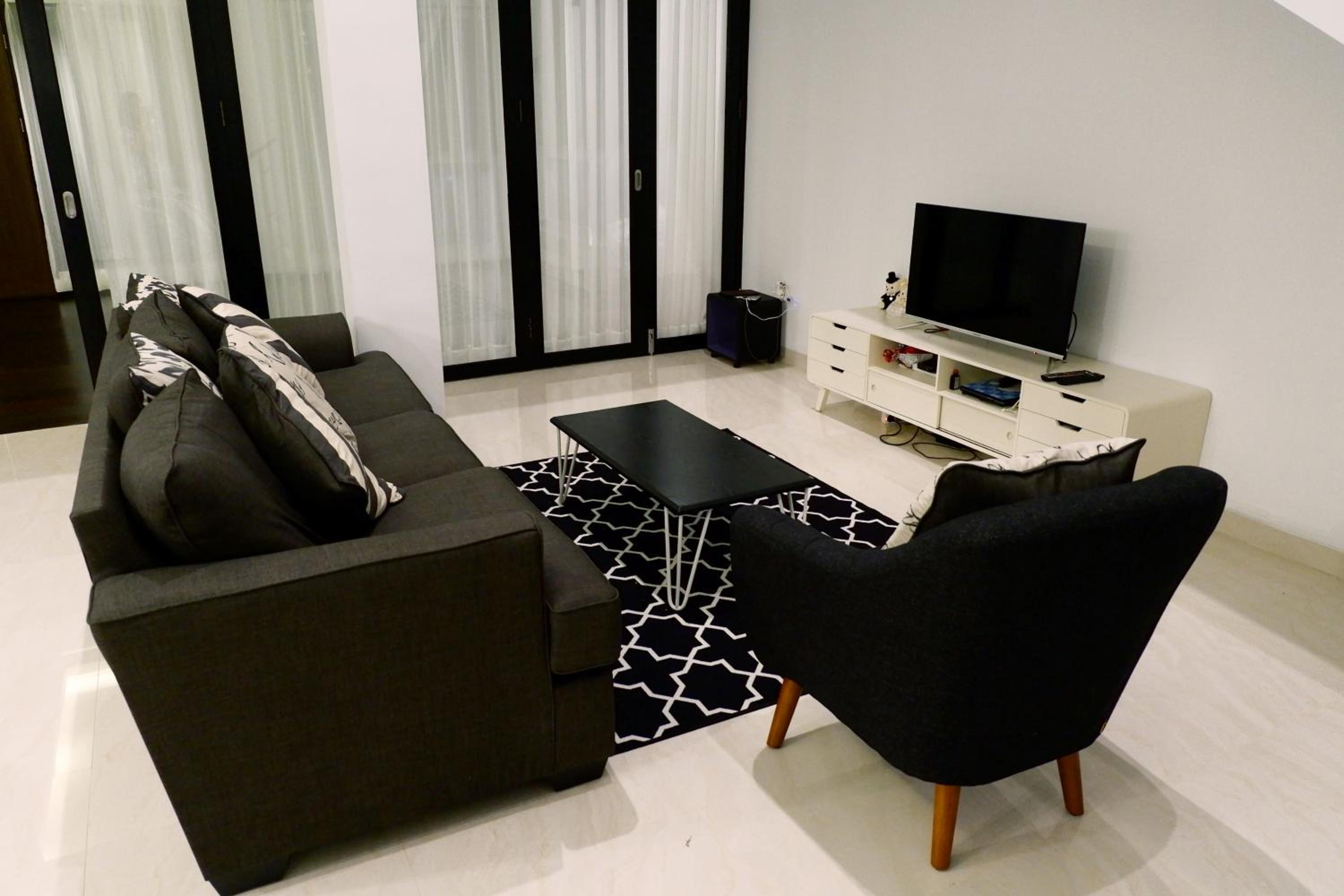 Three-Bedroom Villa - Photo 26