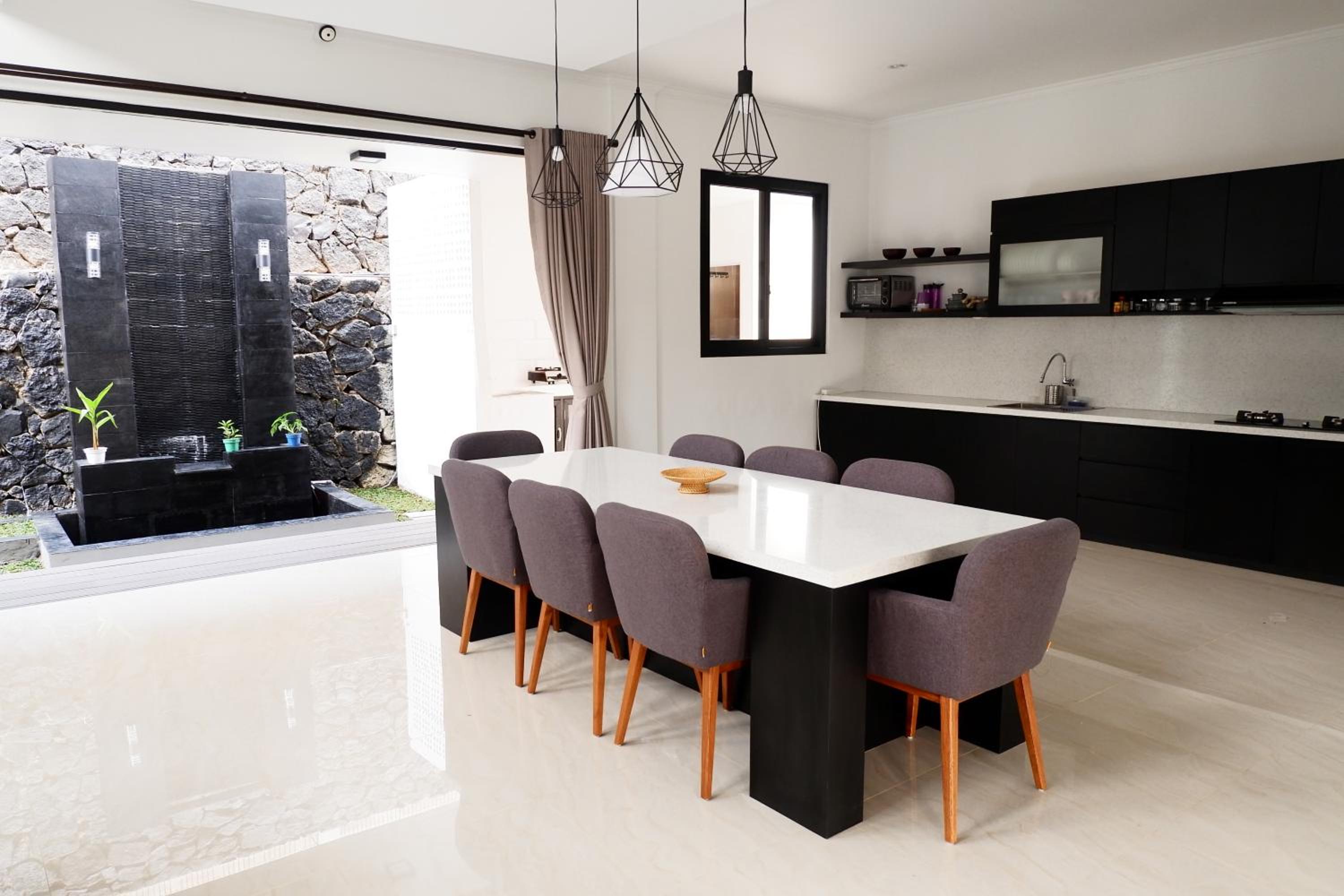Three-Bedroom Villa - Photo 21