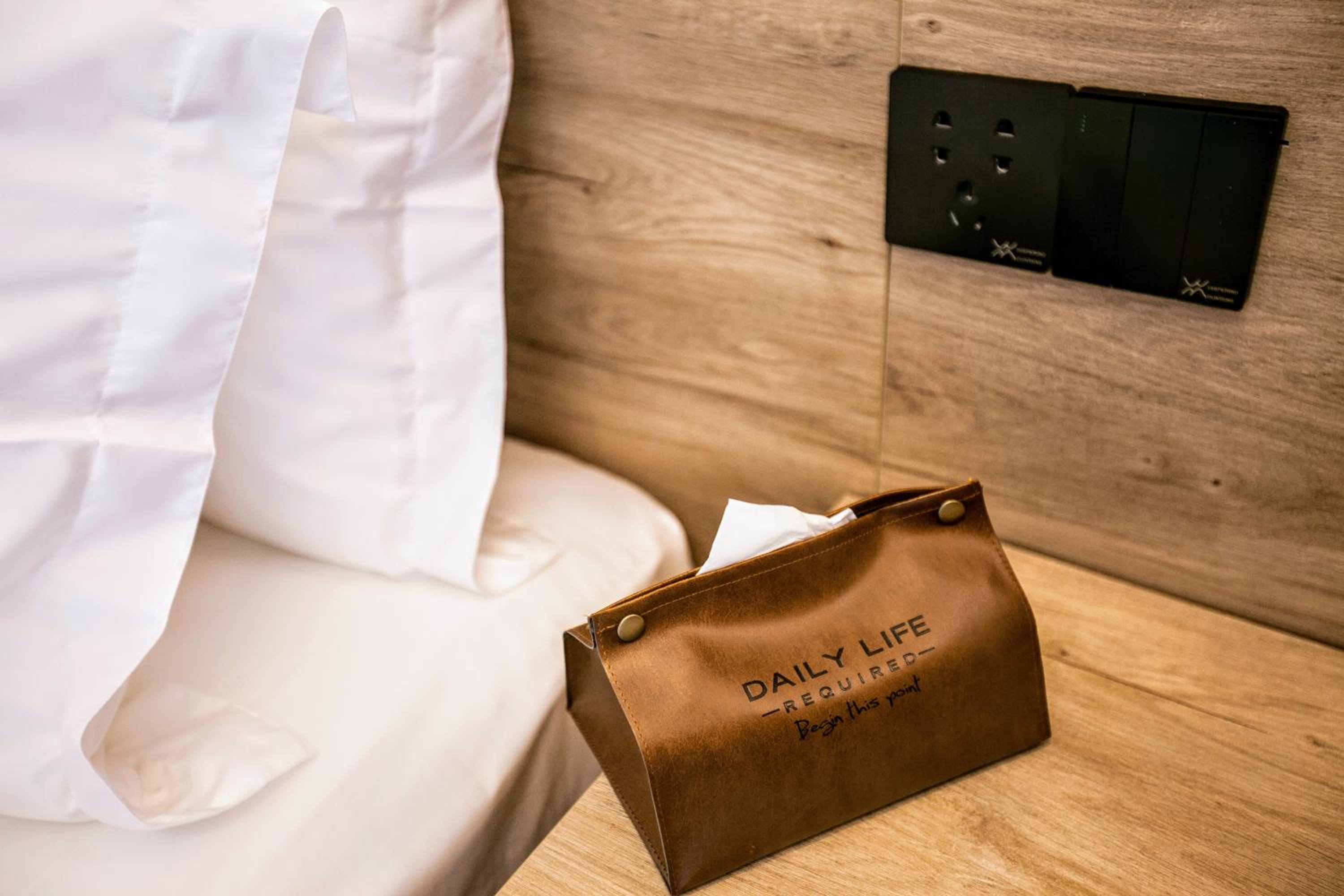 Deluxe Suite with Spa Bath photo 2