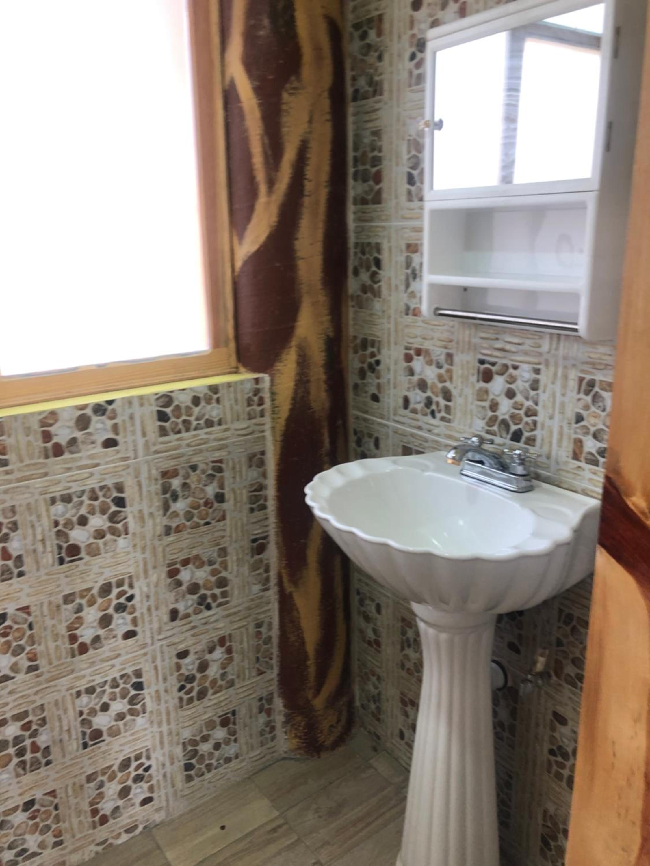 Bungalow - Water Front  - Photo 14