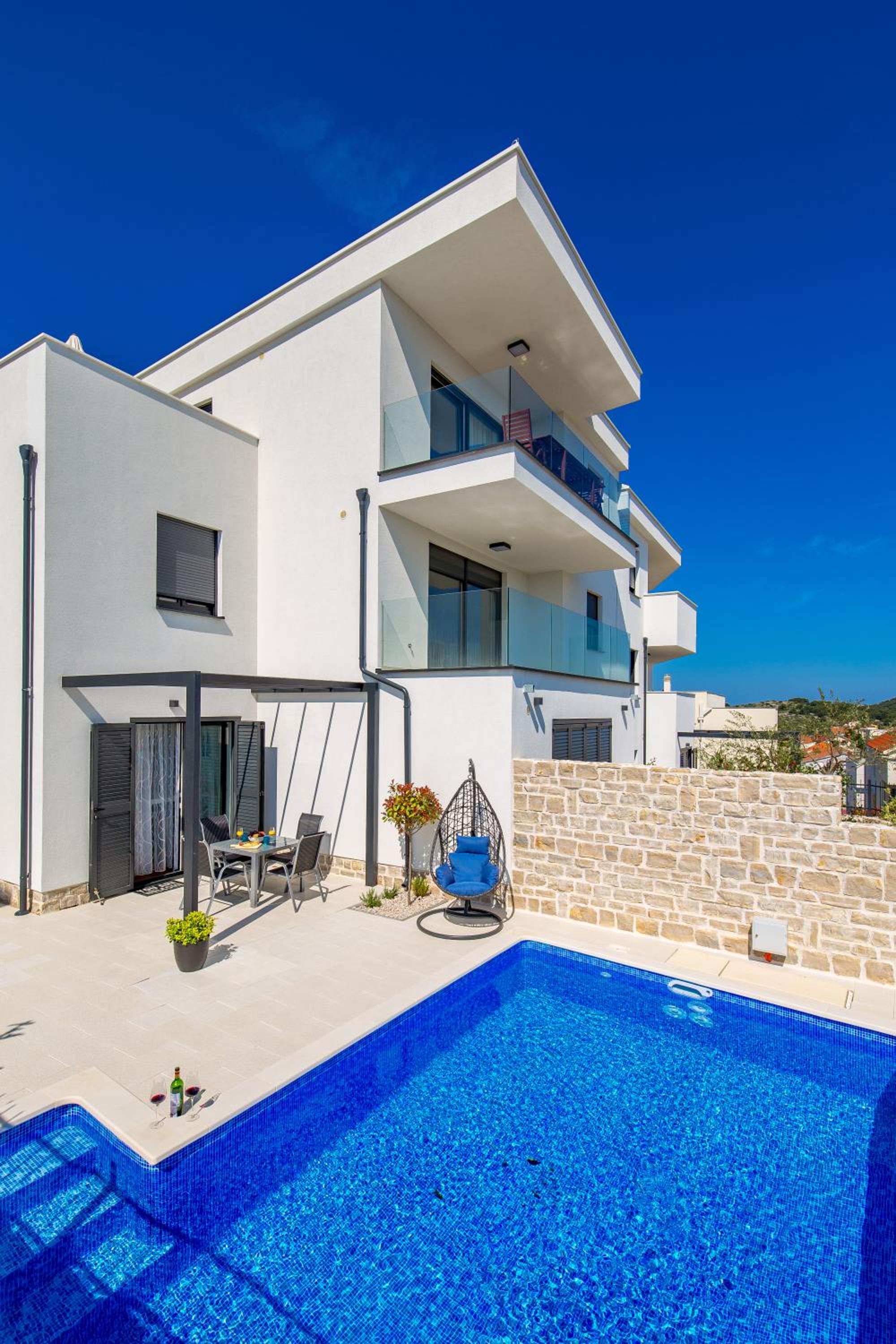 Apartment with Terrace and Private Pool photo 3