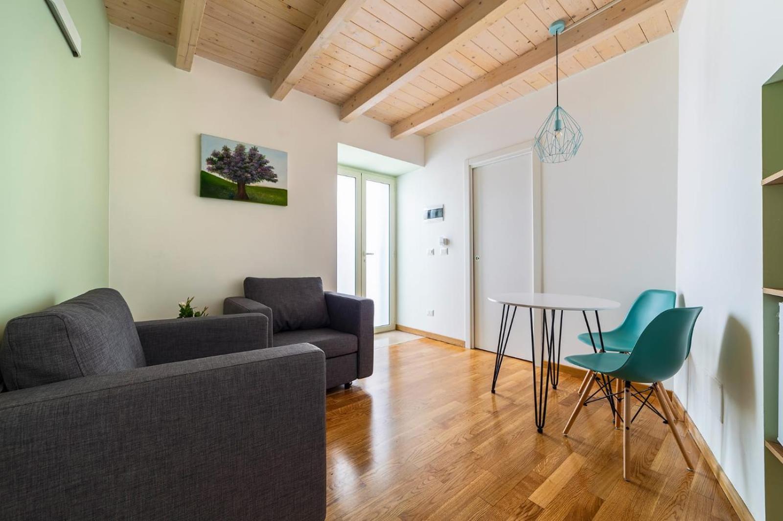 Double Room - Photo 6