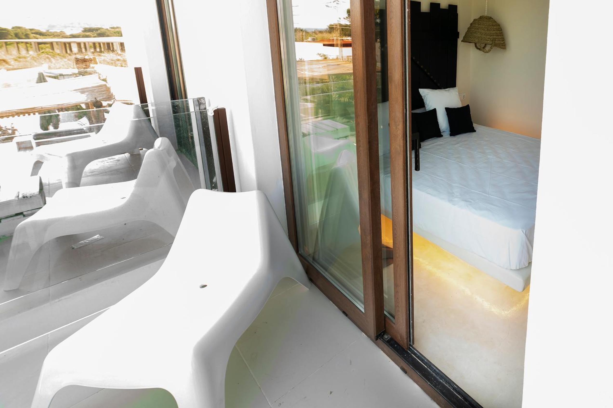 Deluxe Room with Terrace photo 2