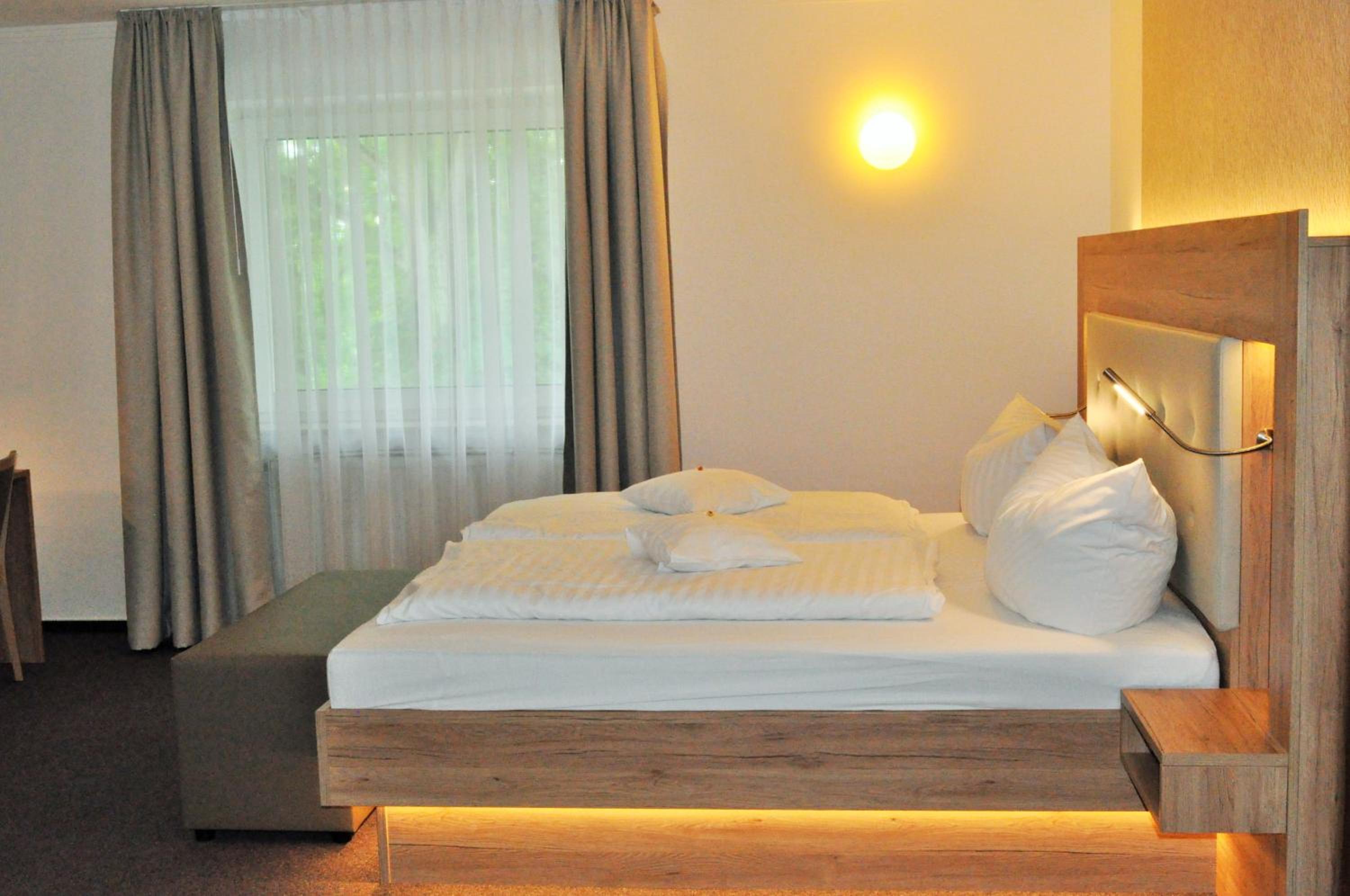 Suite - Photo 8