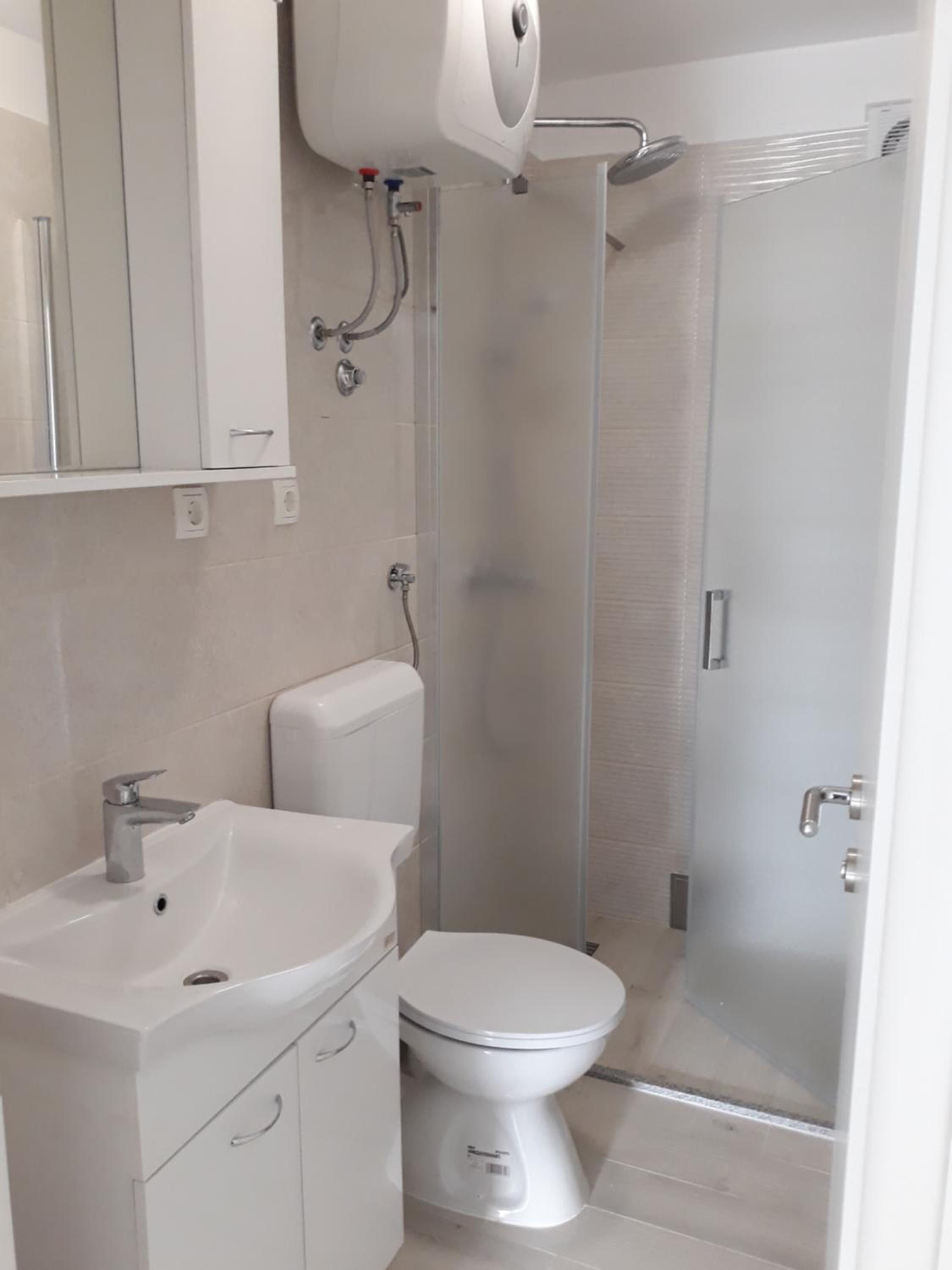 Two-Bedroom Apartment - Photo 2
