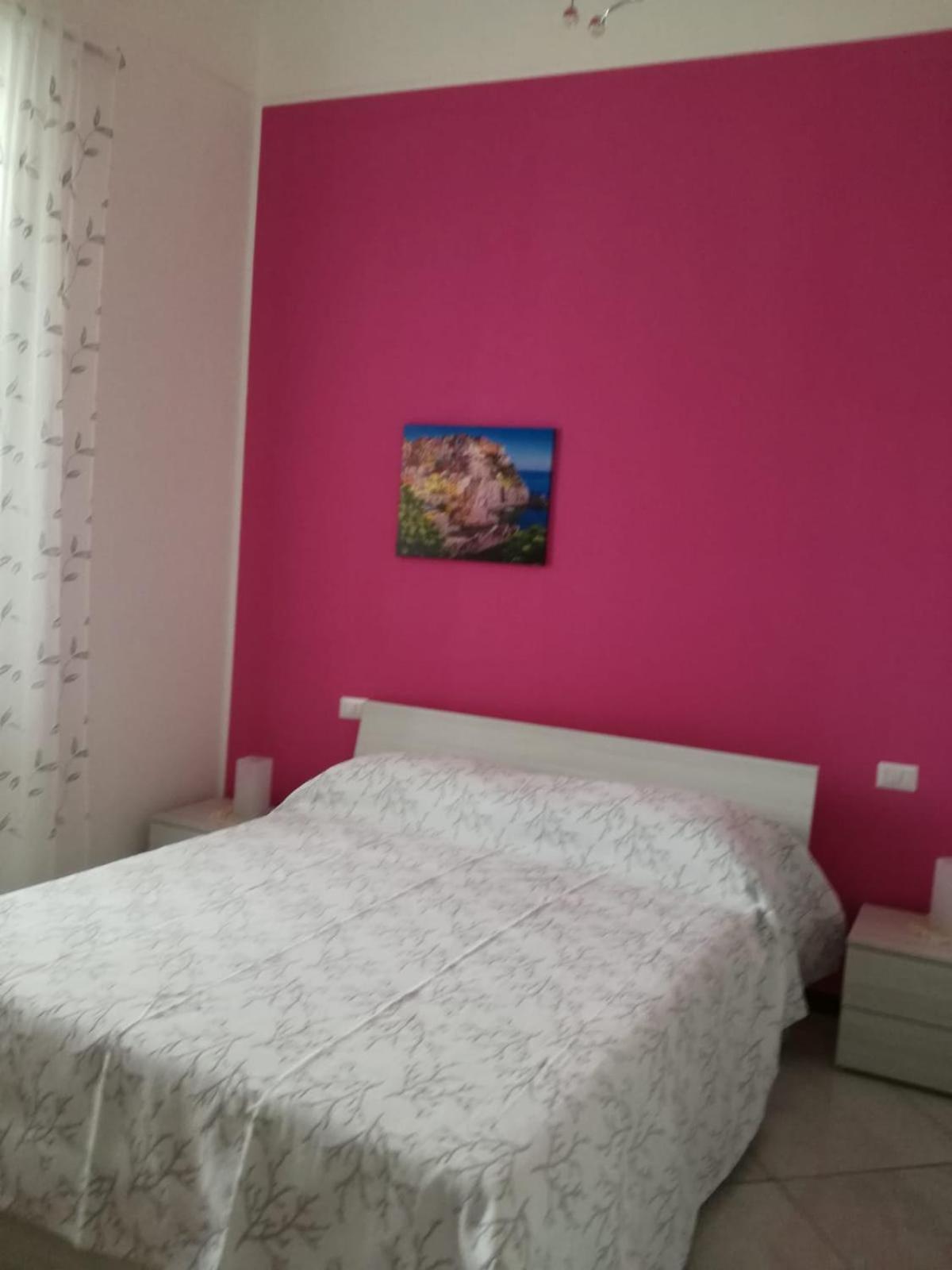 Deluxe Room (2 Adults + 1 Child) photo 2