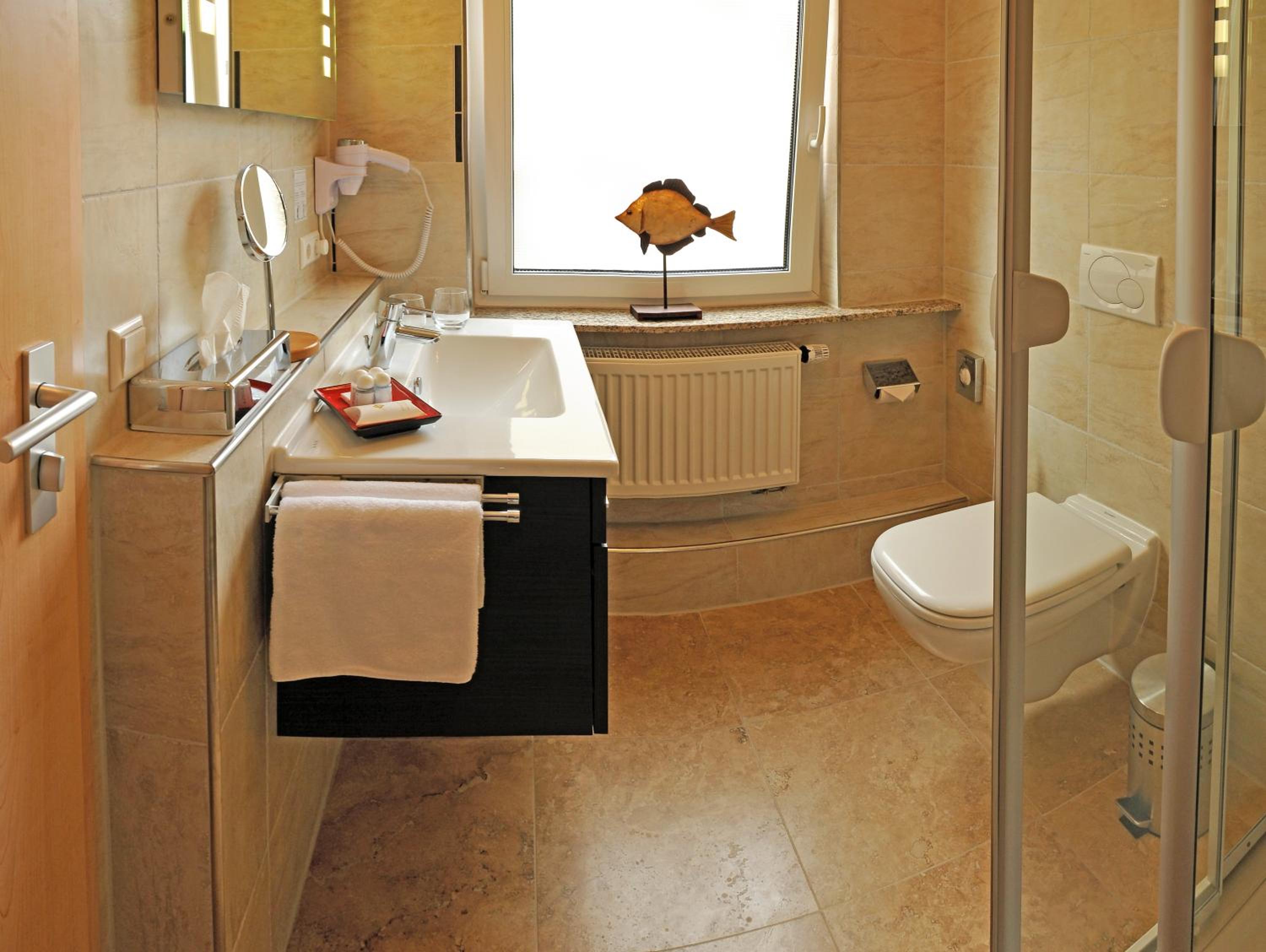 One-Bedroom Apartment (2 - 4 Adults) - Photo 2