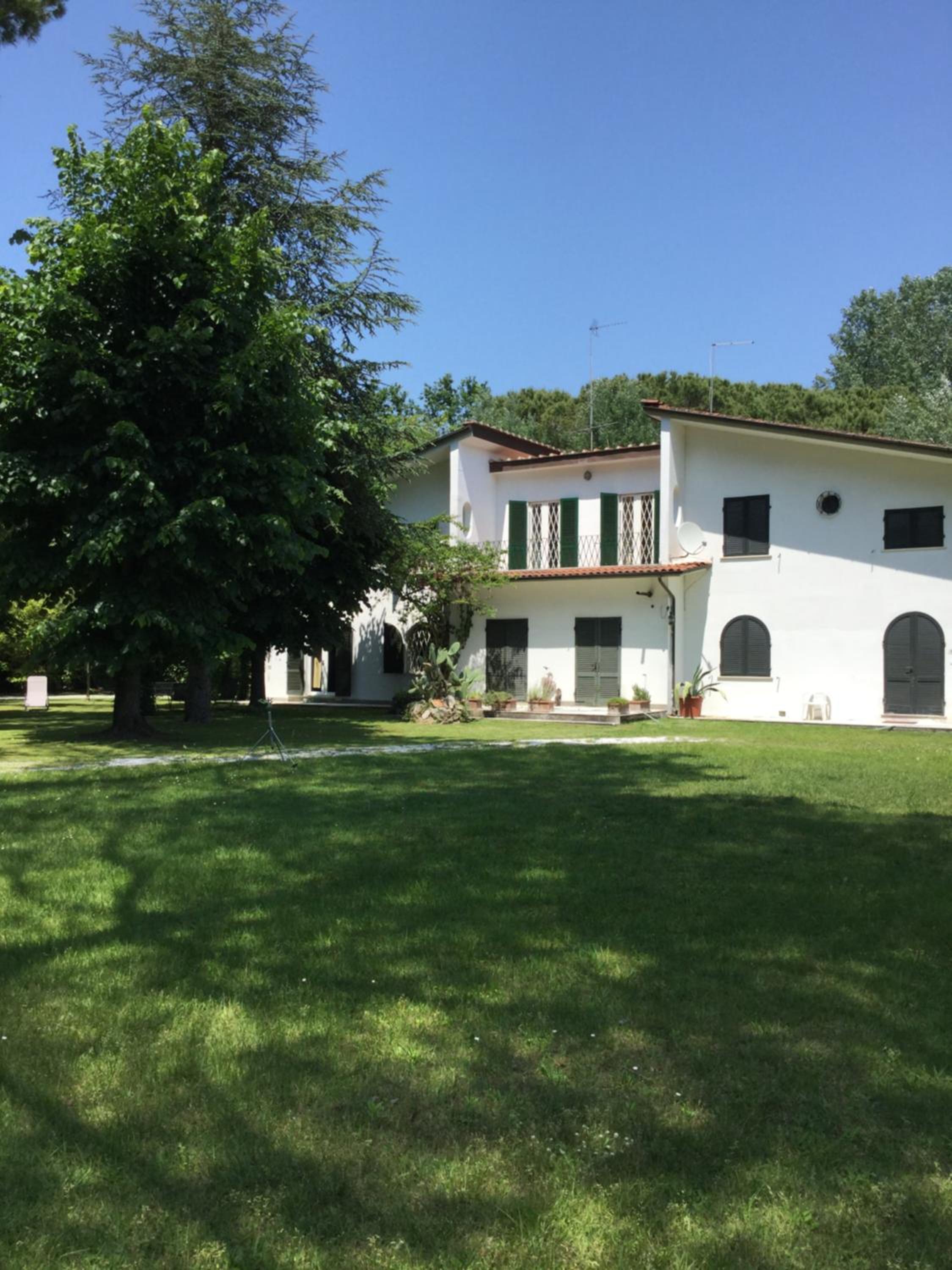 Villa photo 3