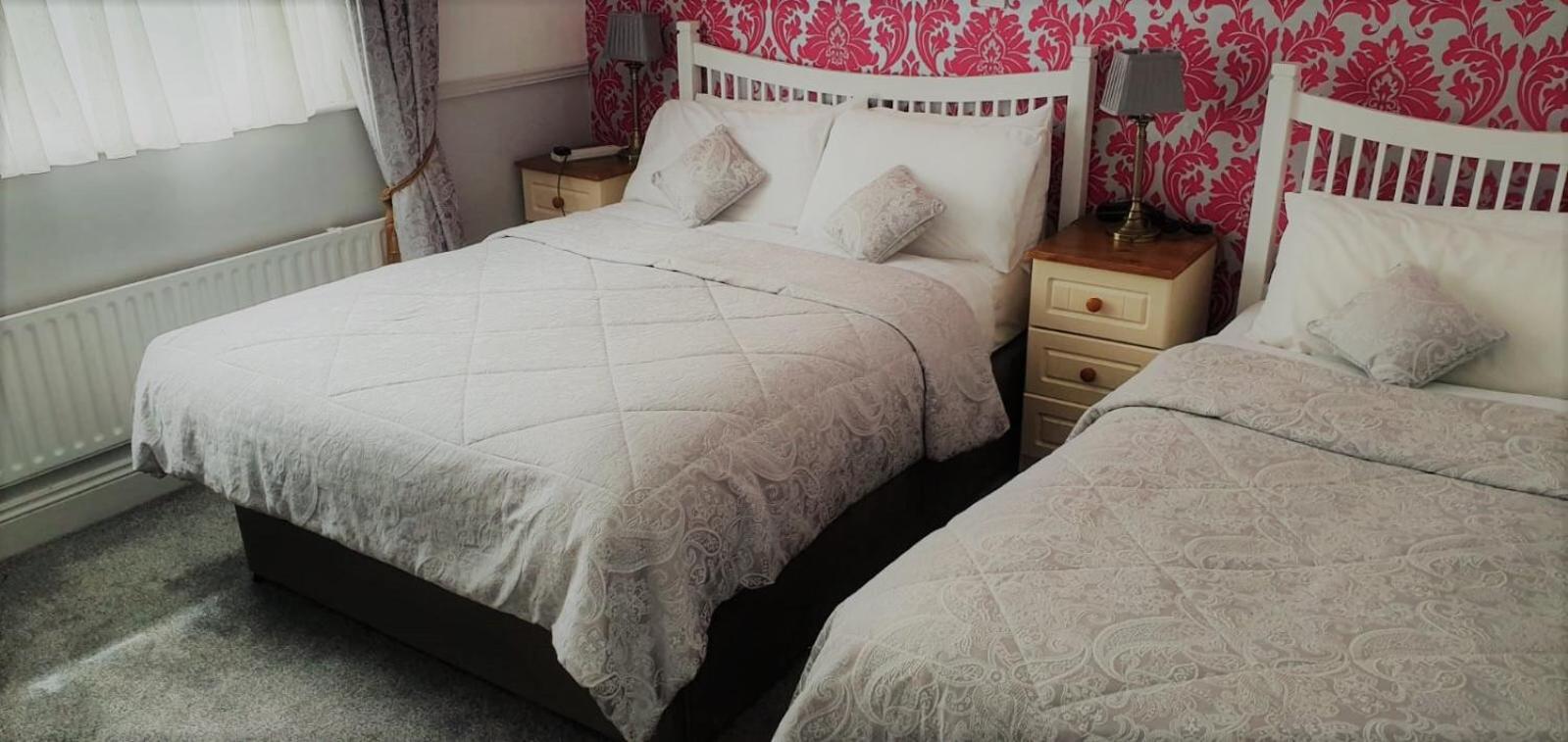 Standard Double or Twin Room - Photo 4