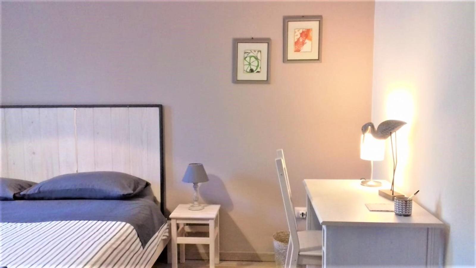 Deluxe Double or Twin Room - Photo 10