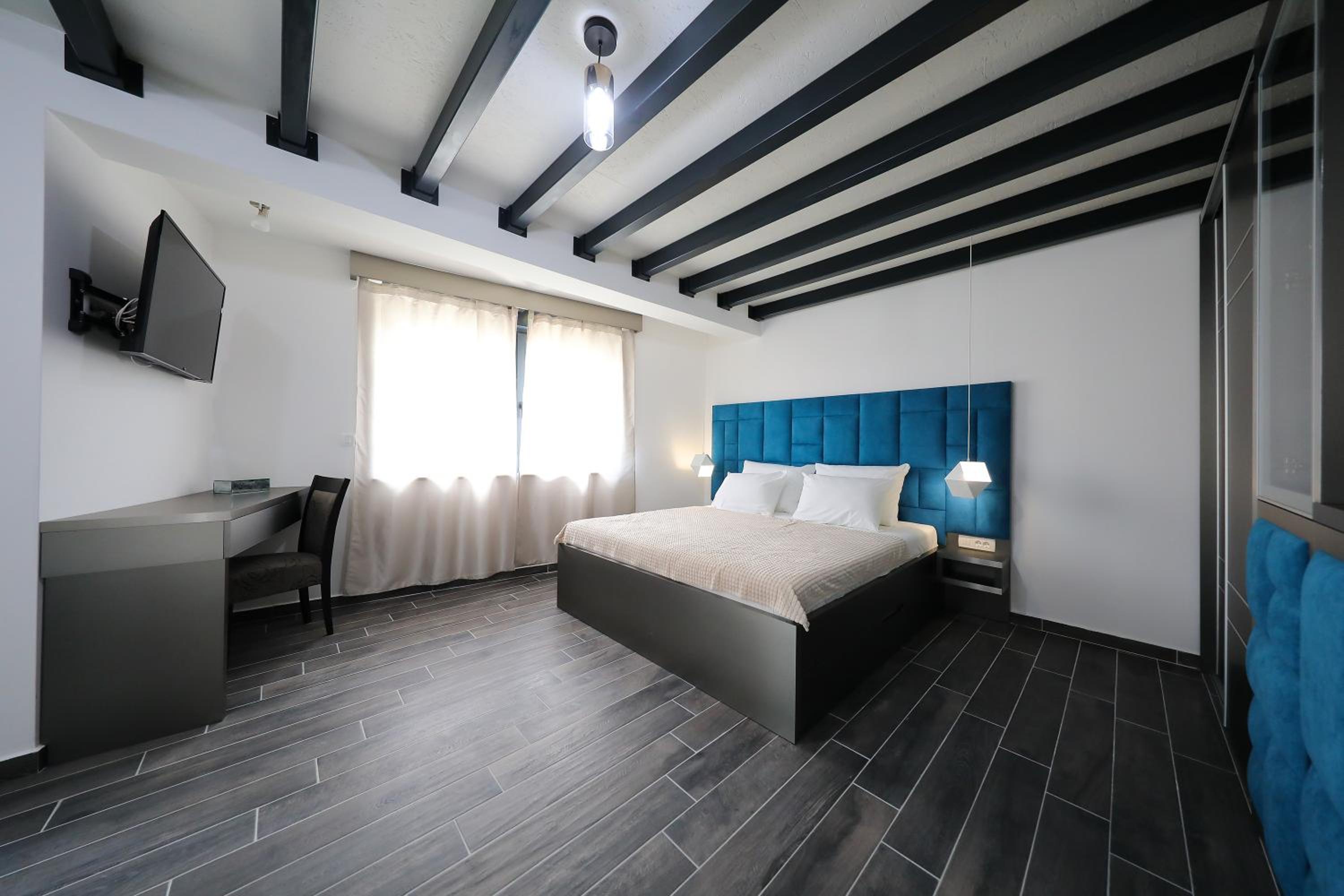 Superior King Room photo 2