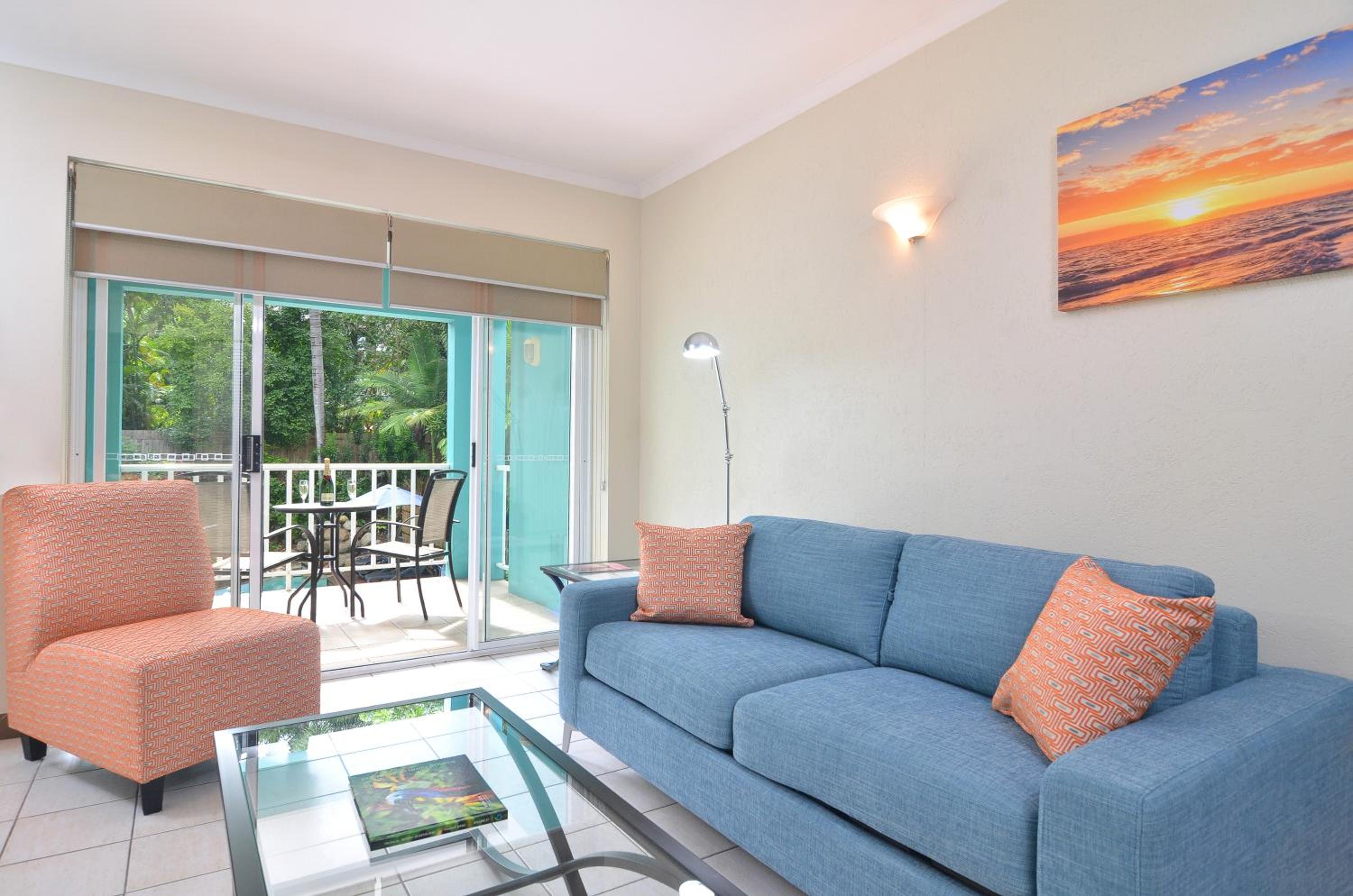 One-Bedroom Apartment with Spa Bath - Photo 10