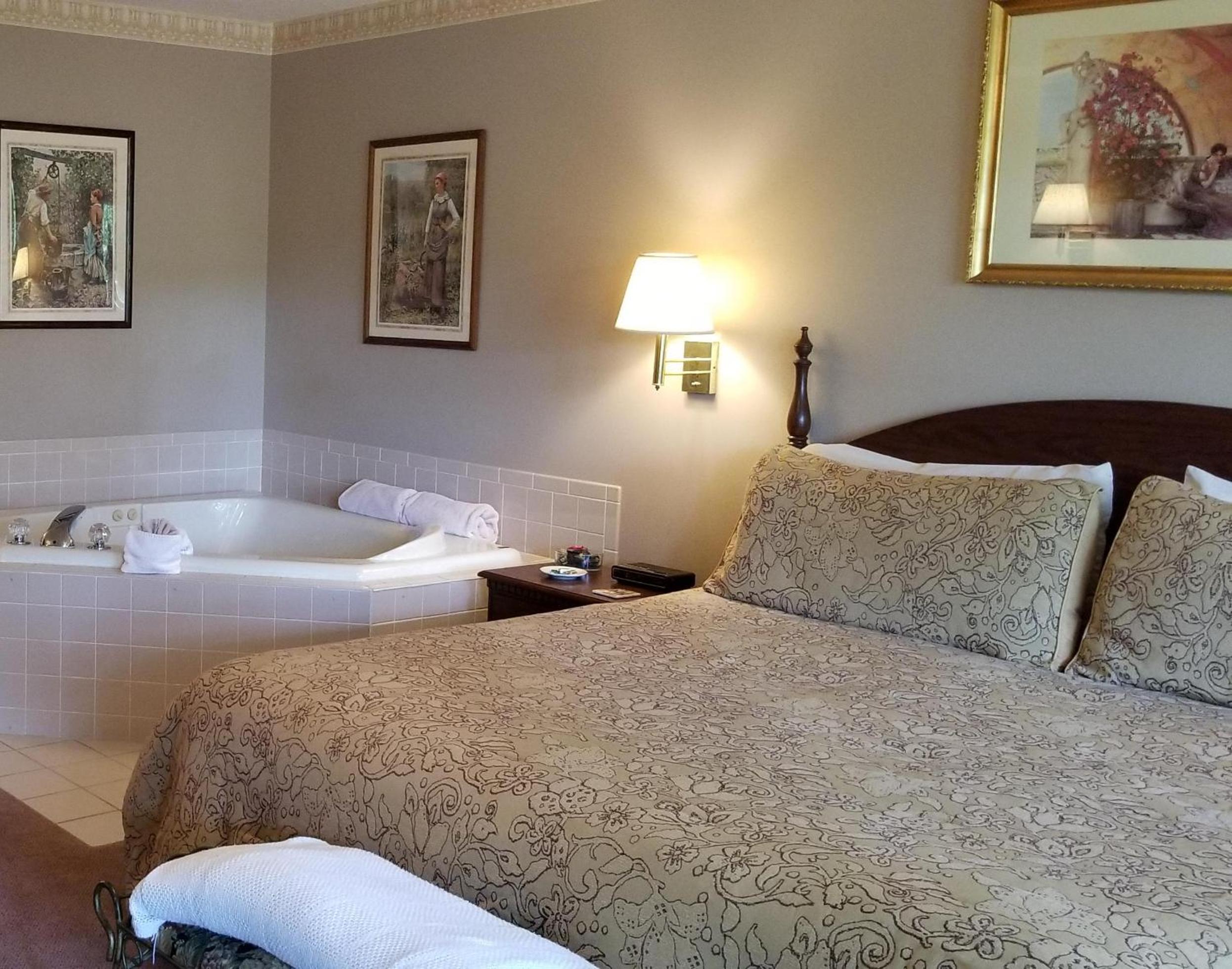Jasmine Suite photo 3