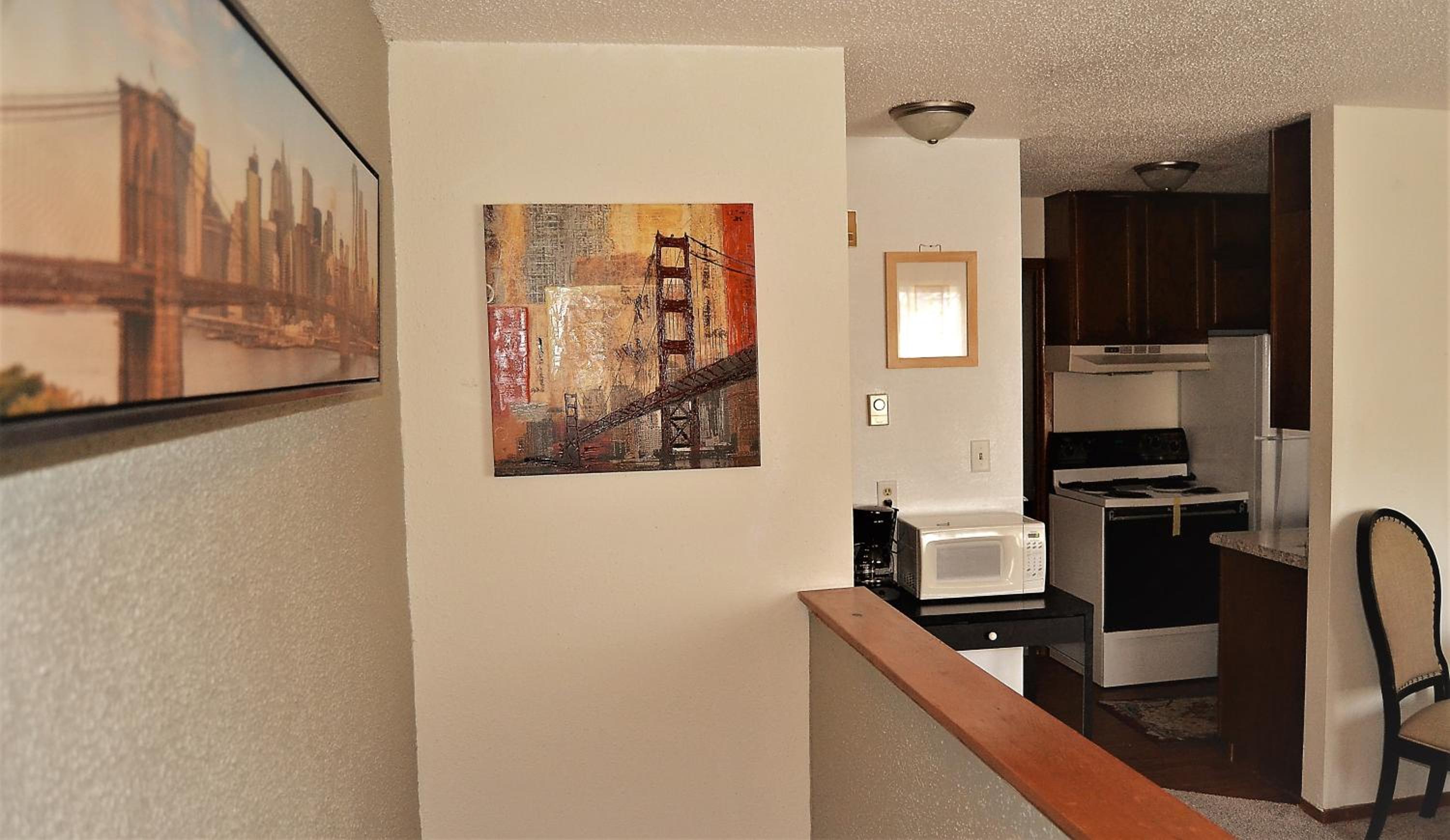 Apartment photo 2