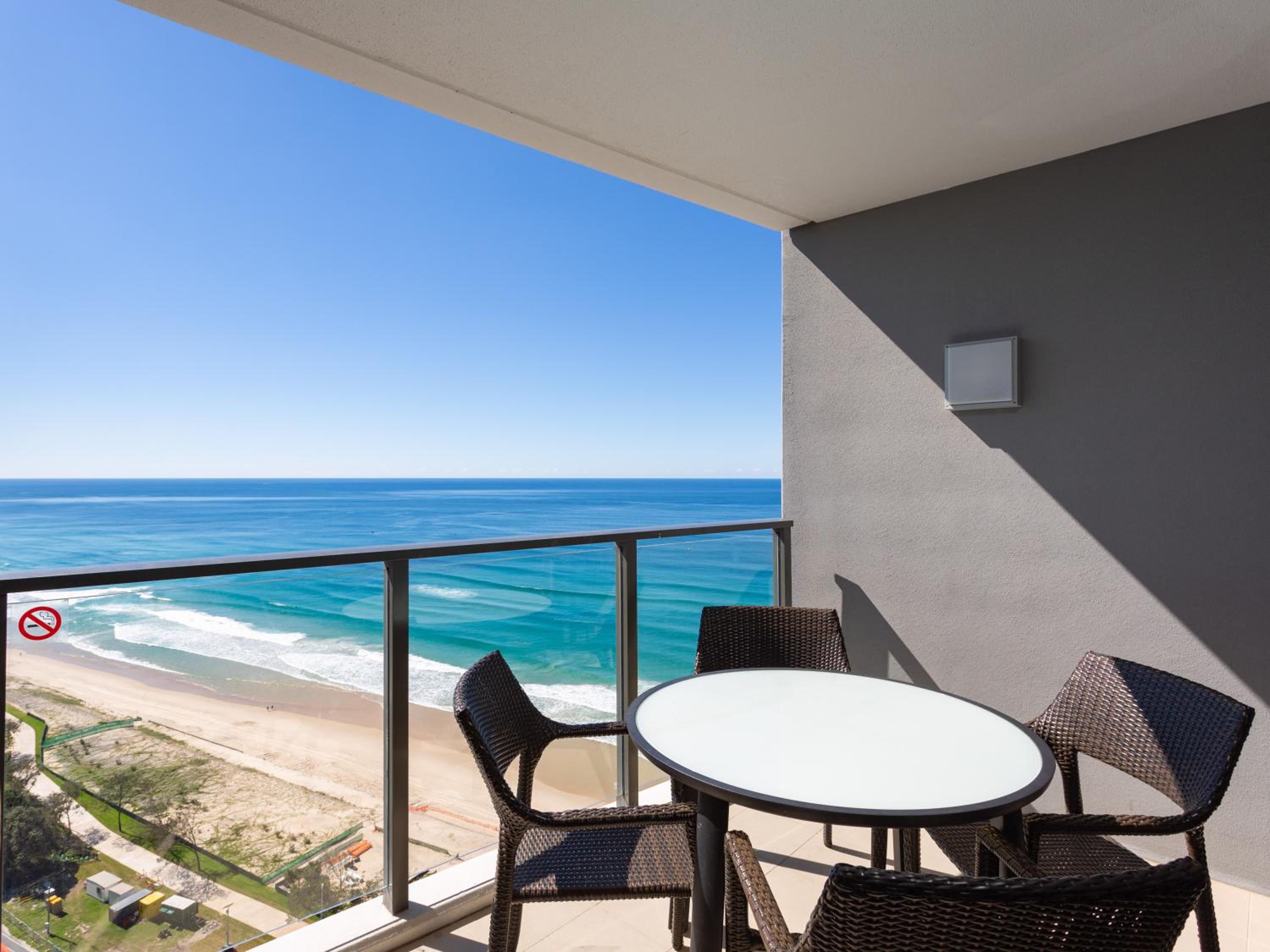 High Level Apartment with Sea View - Photo 3