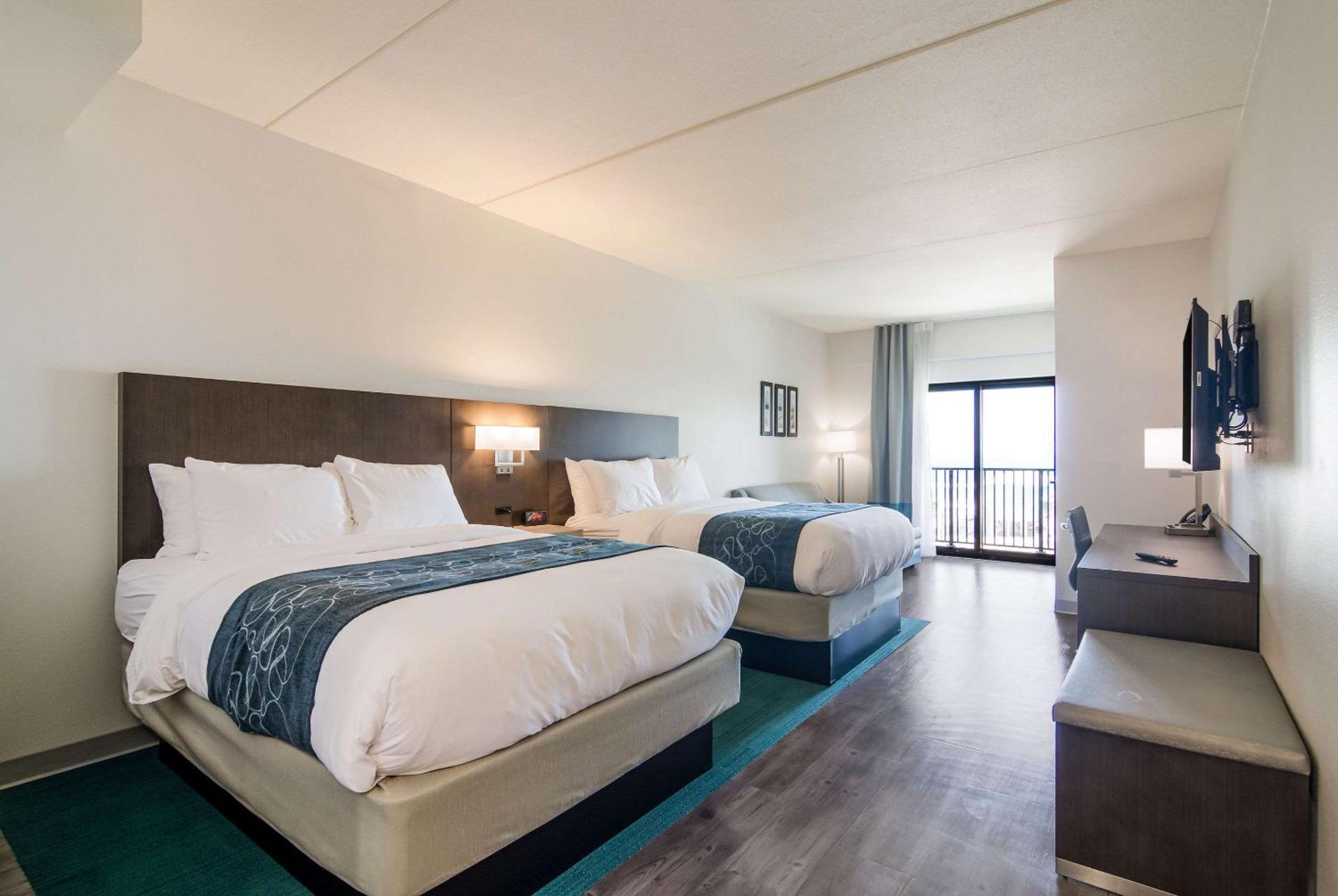 Suite with Two Queen Beds - Accessible/Non-Smoking