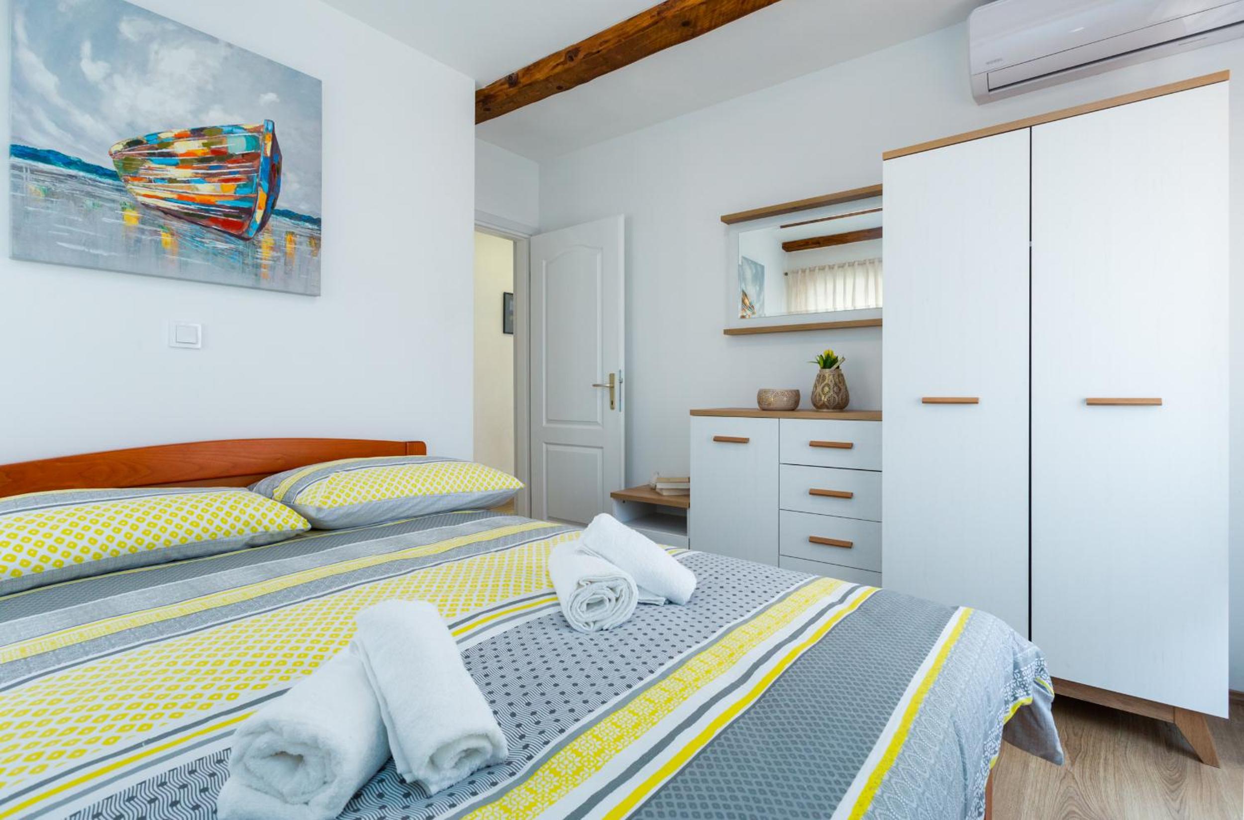 Two-Bedroom House photo 2
