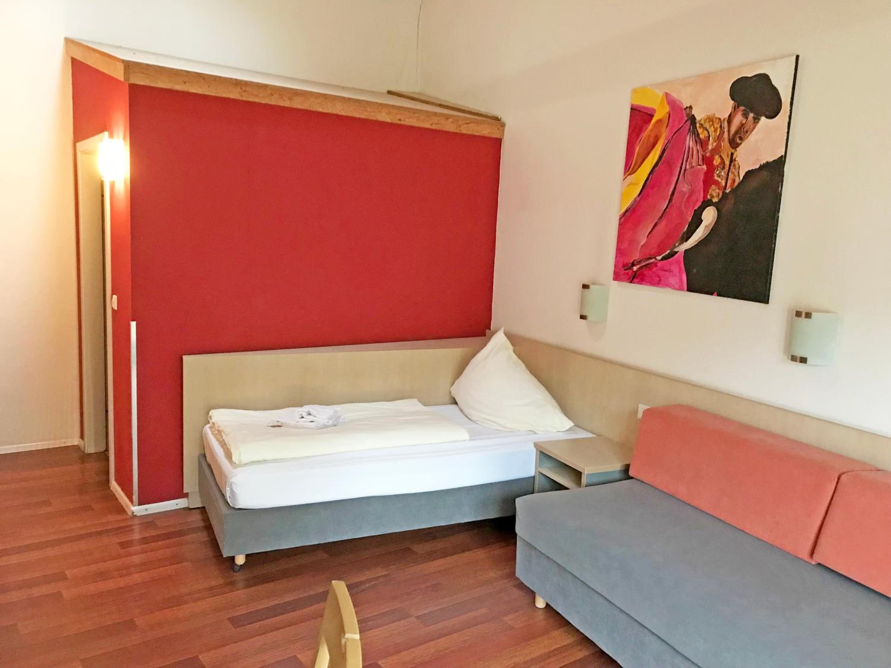 Standard Single Room