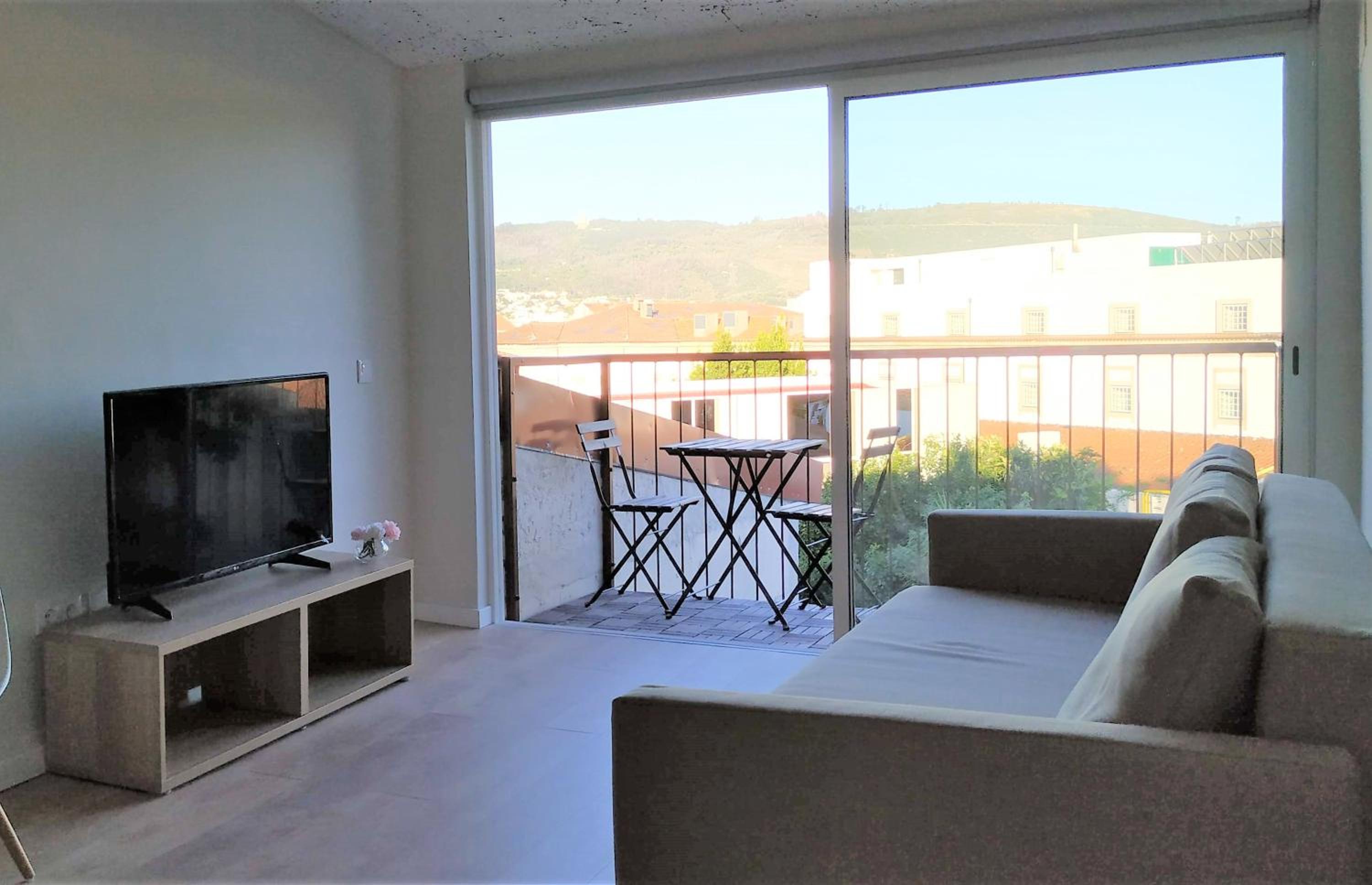 Apartment with Balcony photo 1