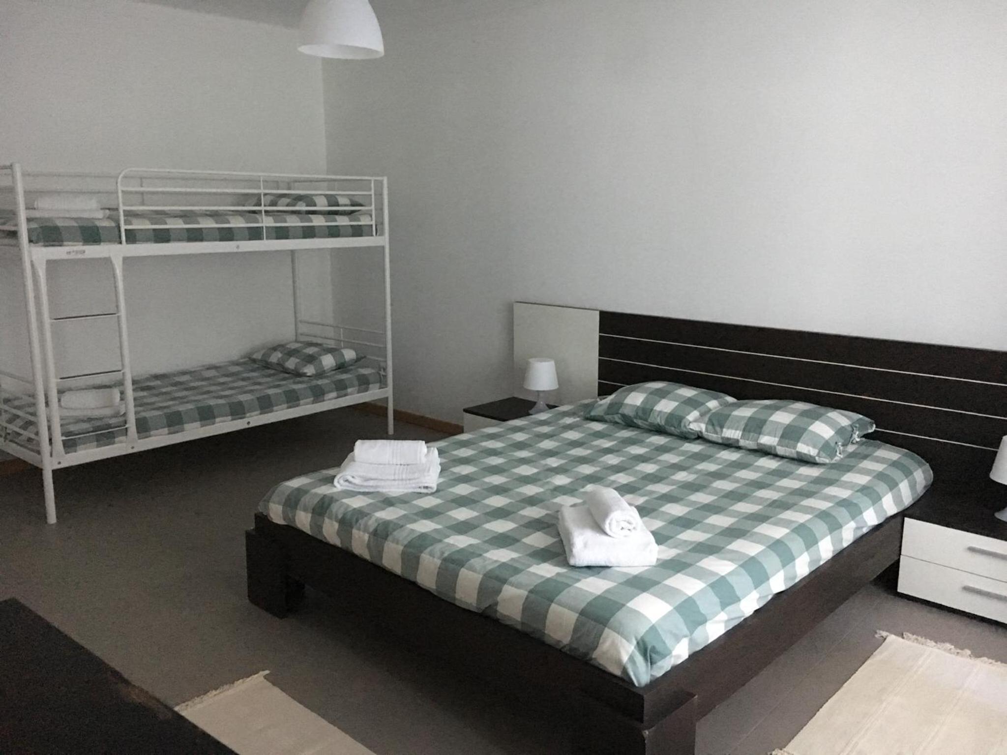 One-Bedroom Apartment - Photo 14