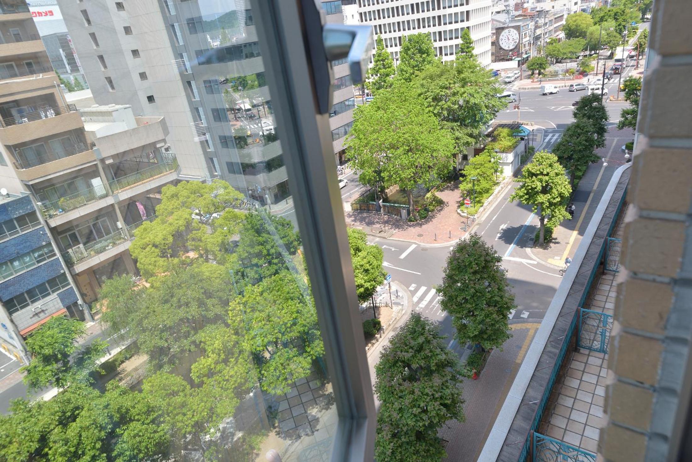 Twin Room with Park View - Non-Smoking - Photo 7