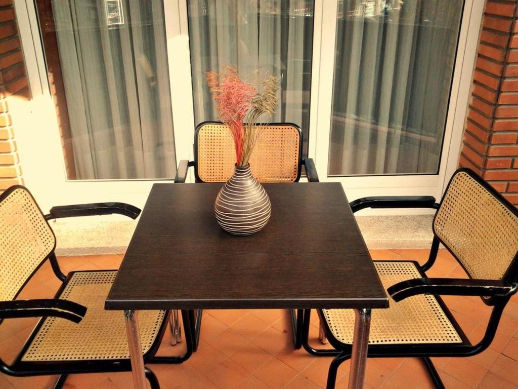 Triple Room with Balcony - Photo 2