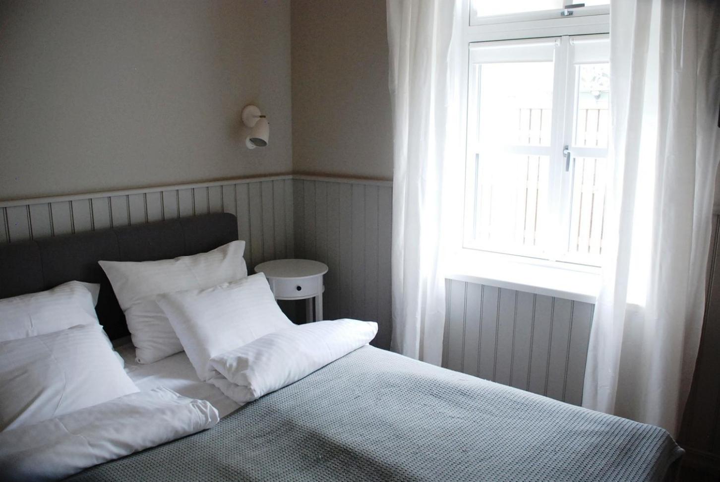 Studio Apartment - Photo 12