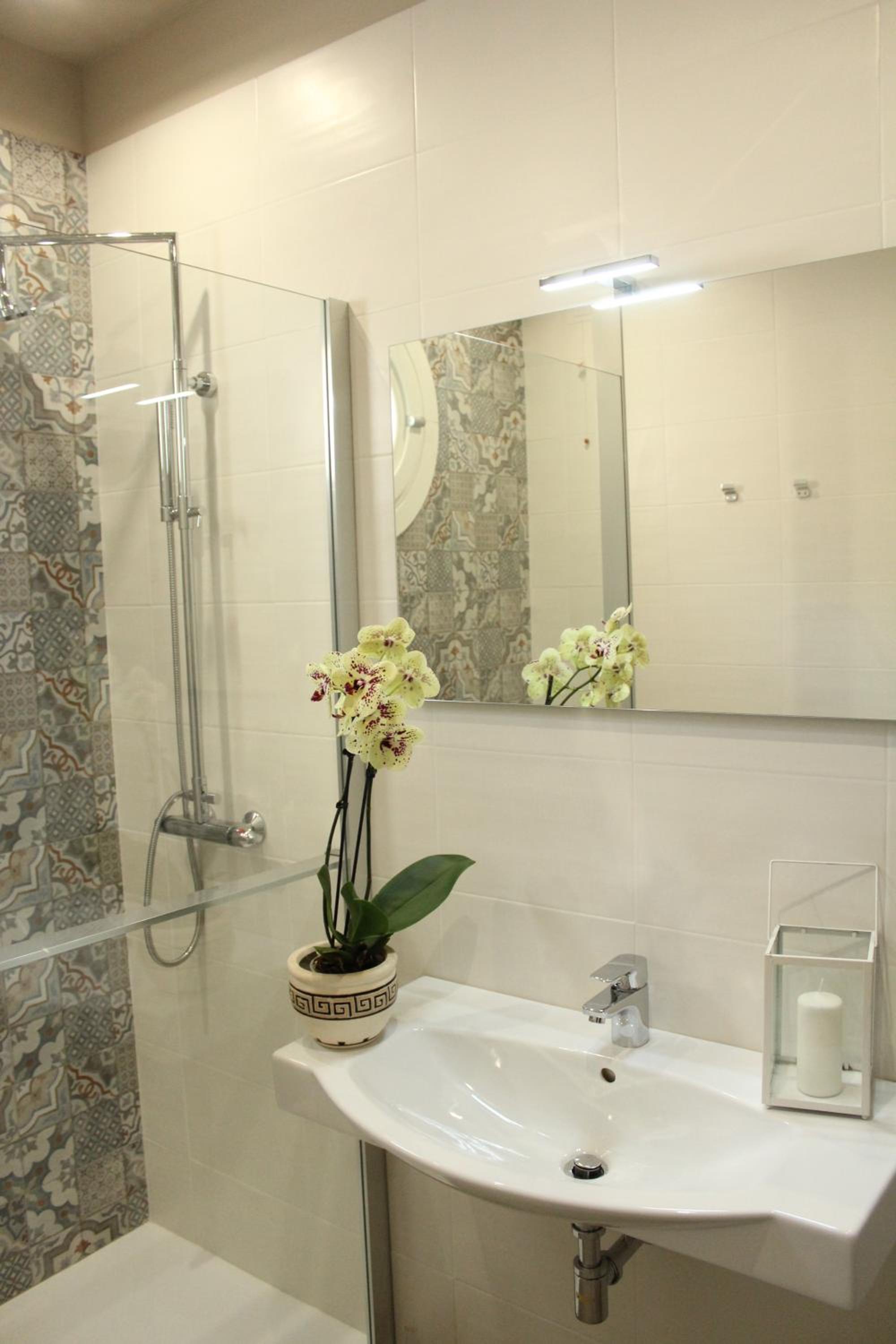 Studio Apartment with Sea View (3th Floor) - Photo 8