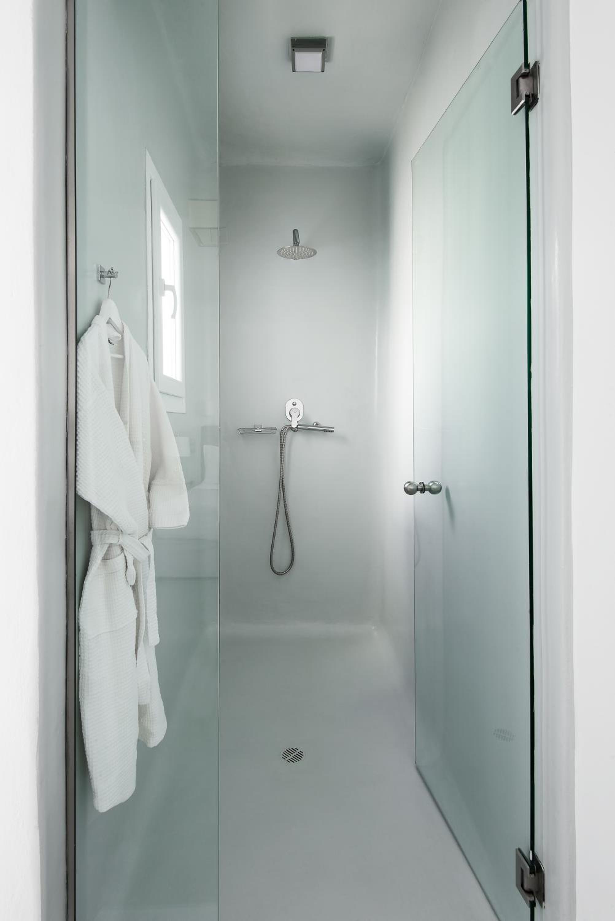 Superior Double Room Side Sea View with Outdoor Hot Tub - Photo 4