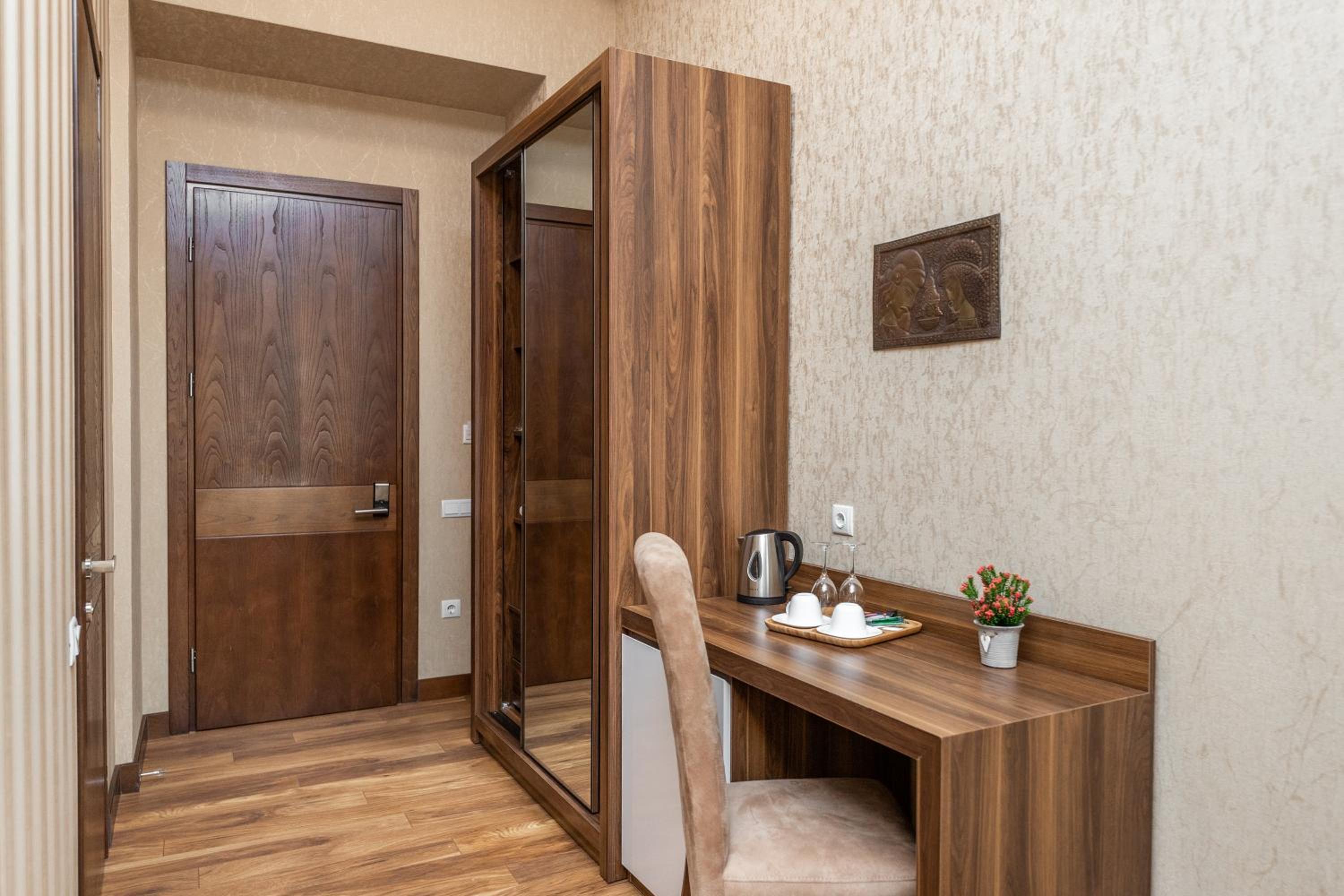 Deluxe Double Room photo 2