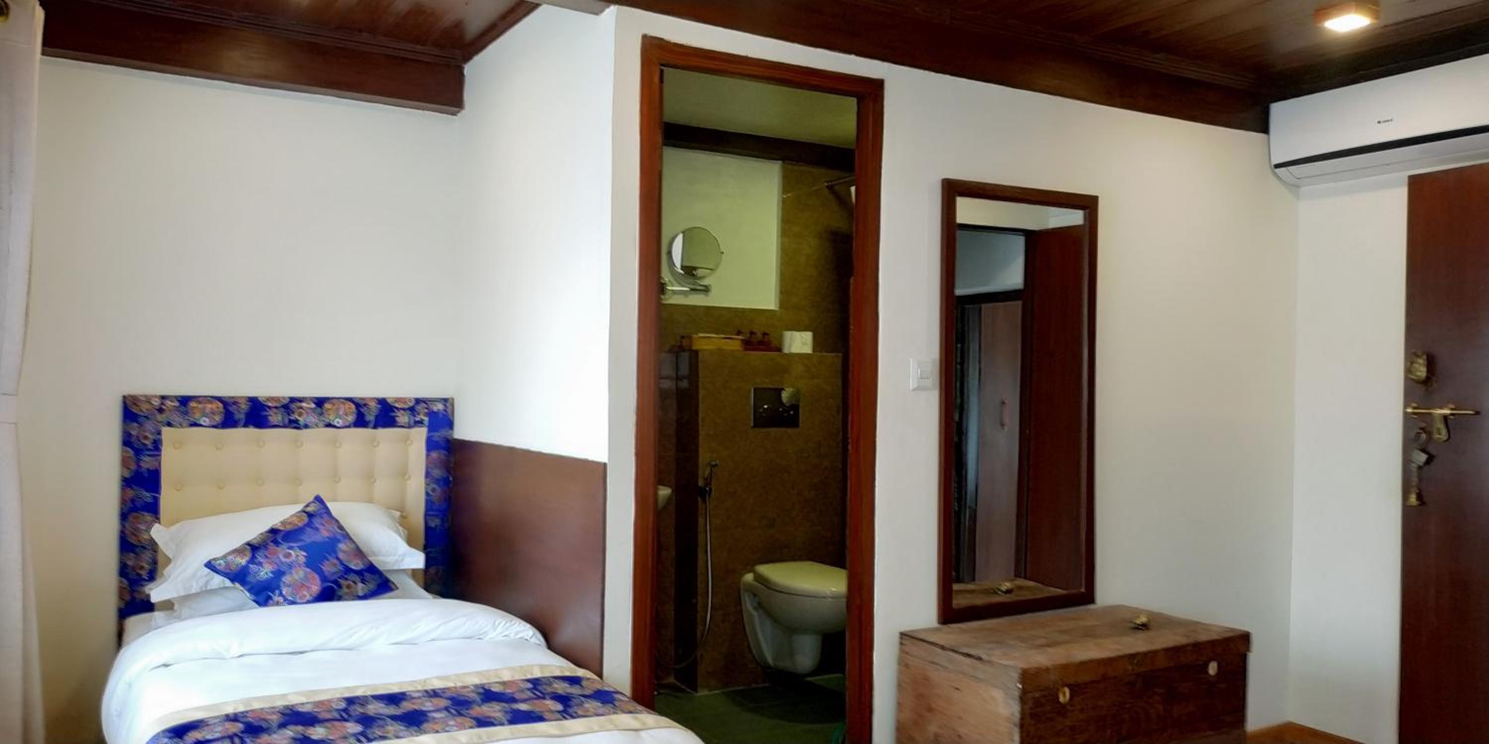 Deluxe Triple Room photo 3