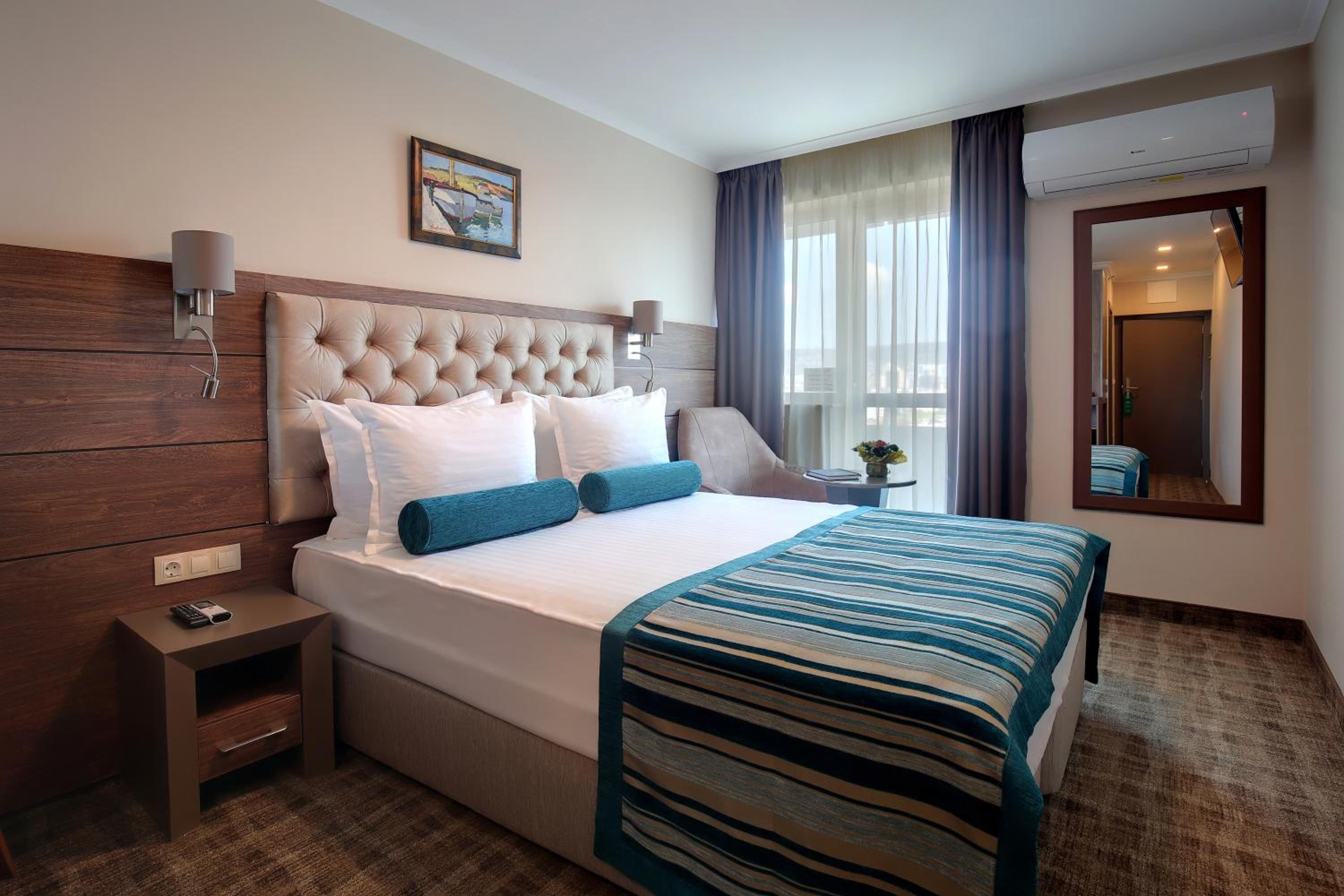 Double Room - Photo 2