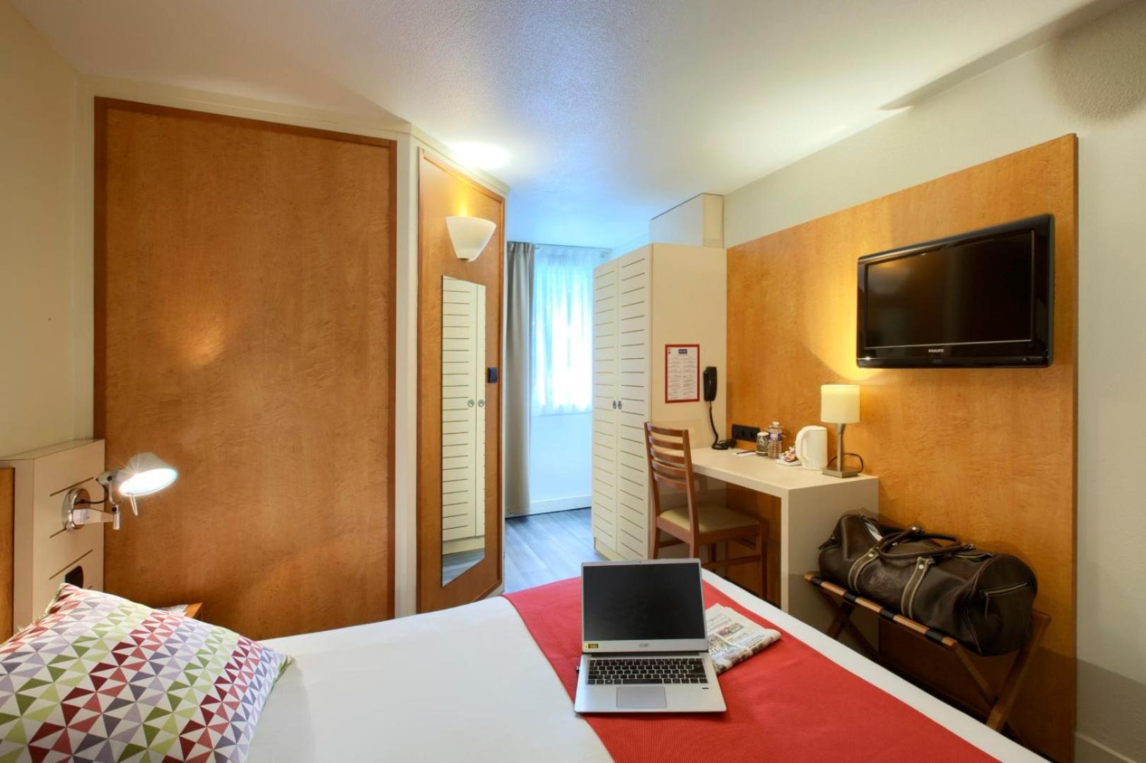 Double Room - Photo 1