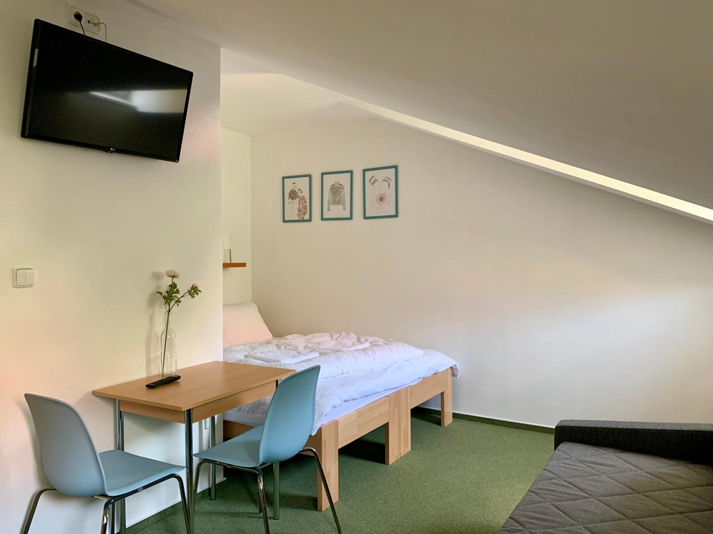 Superior Twin Room - Photo 4