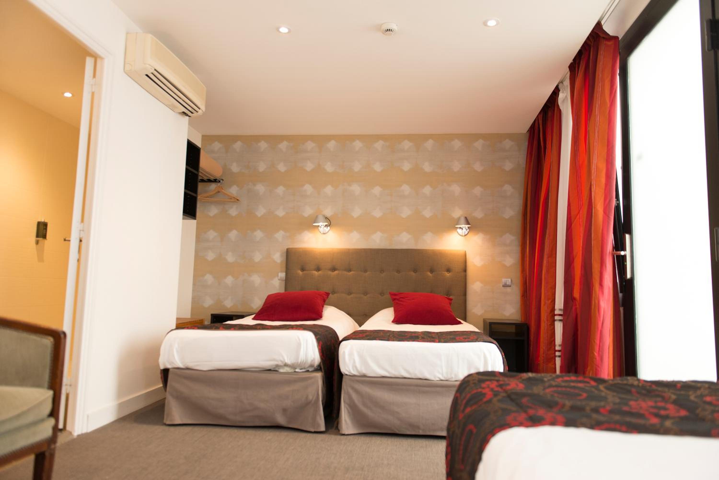 Triple Room - Photo 8