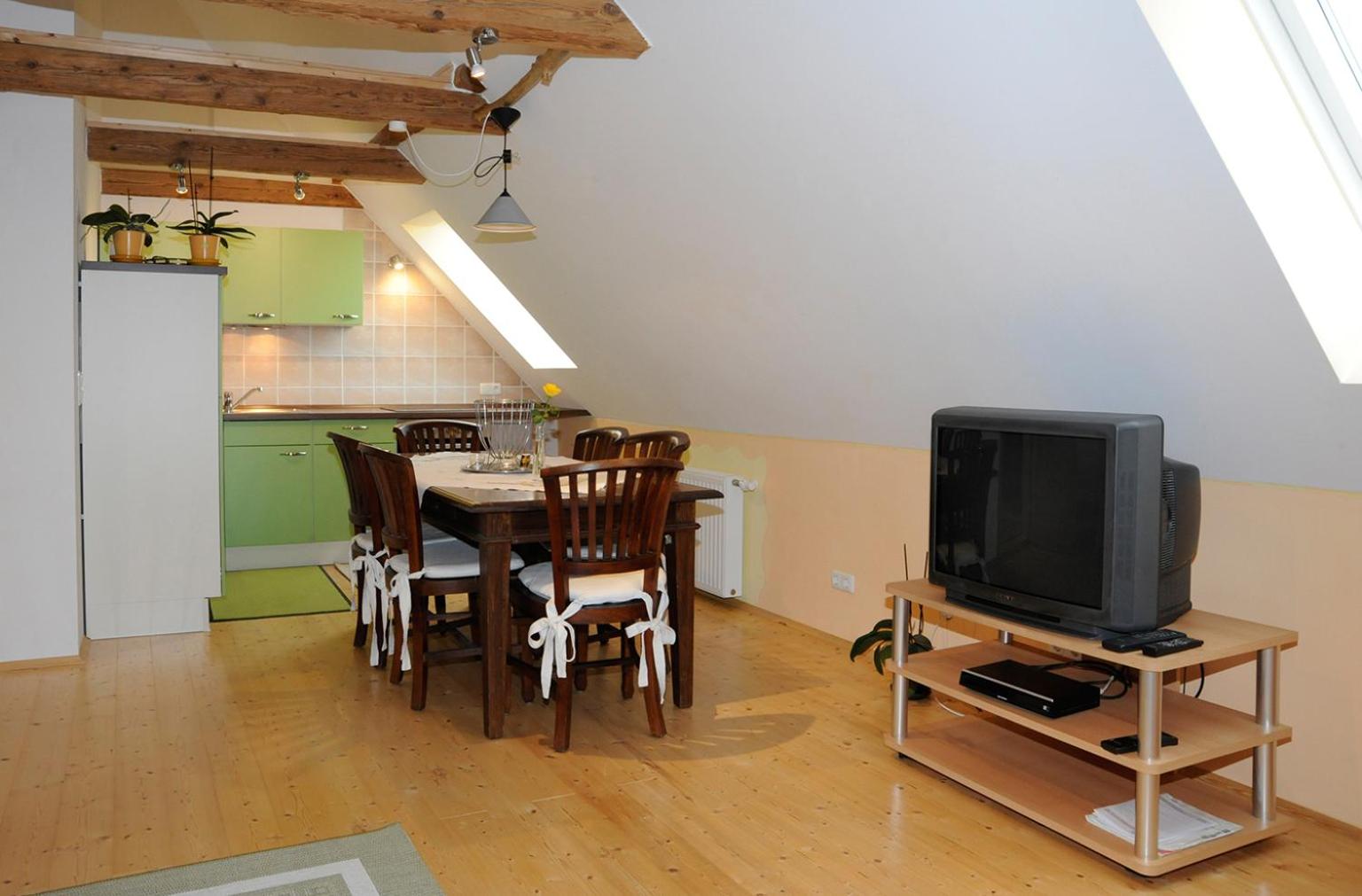Apartment - Photo 11