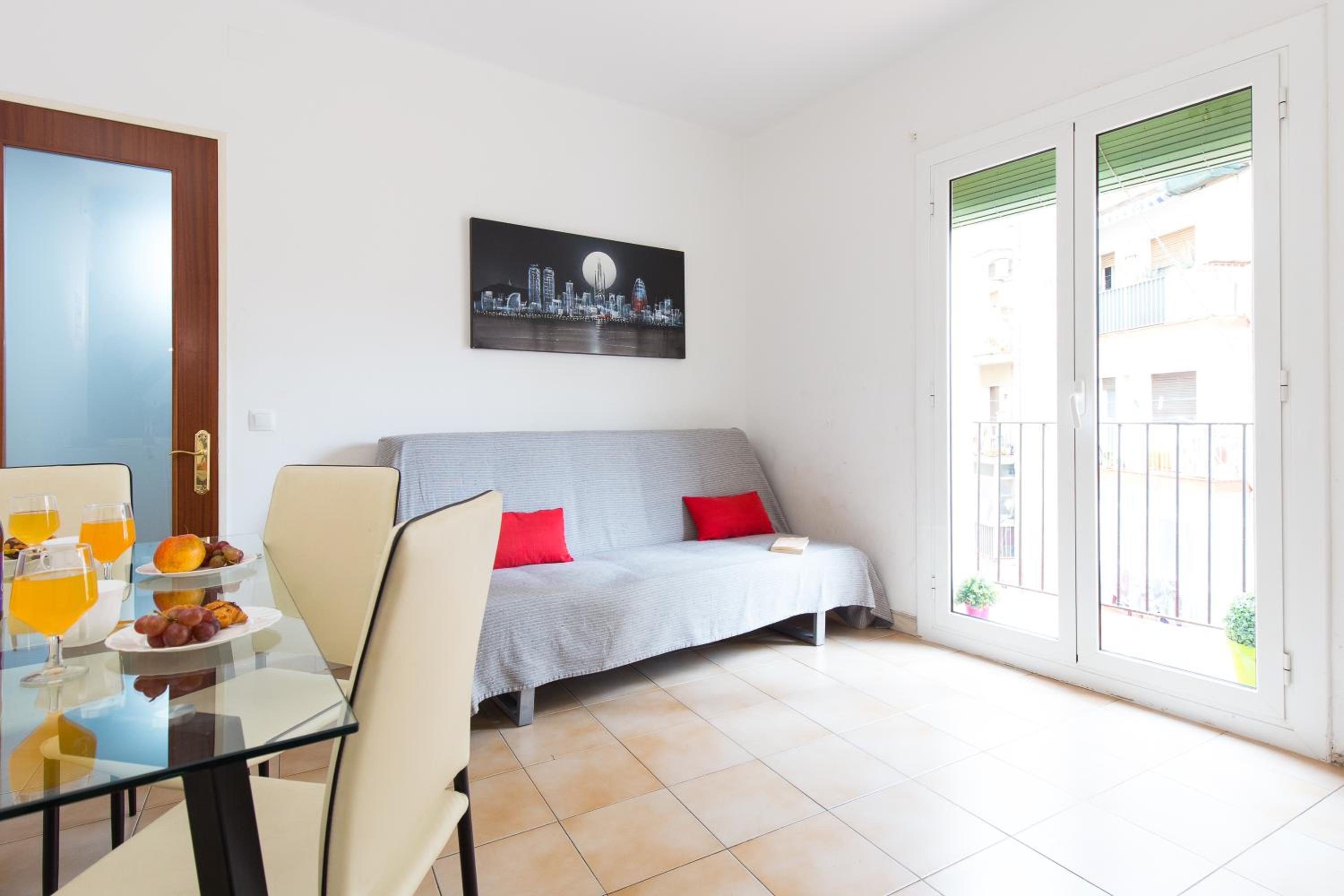 Apartamento con Balcón