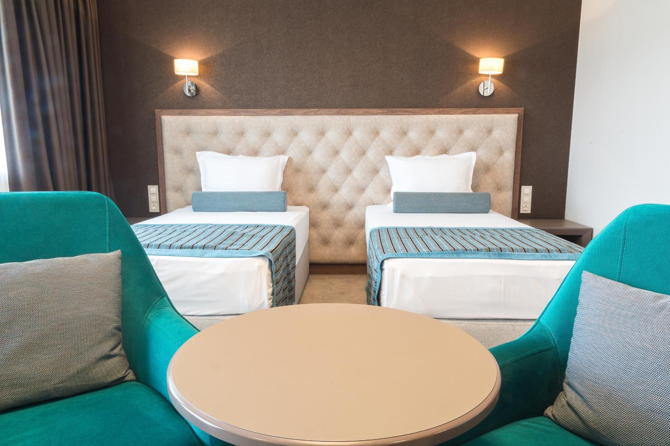 Deluxe Twin Room - Photo 1