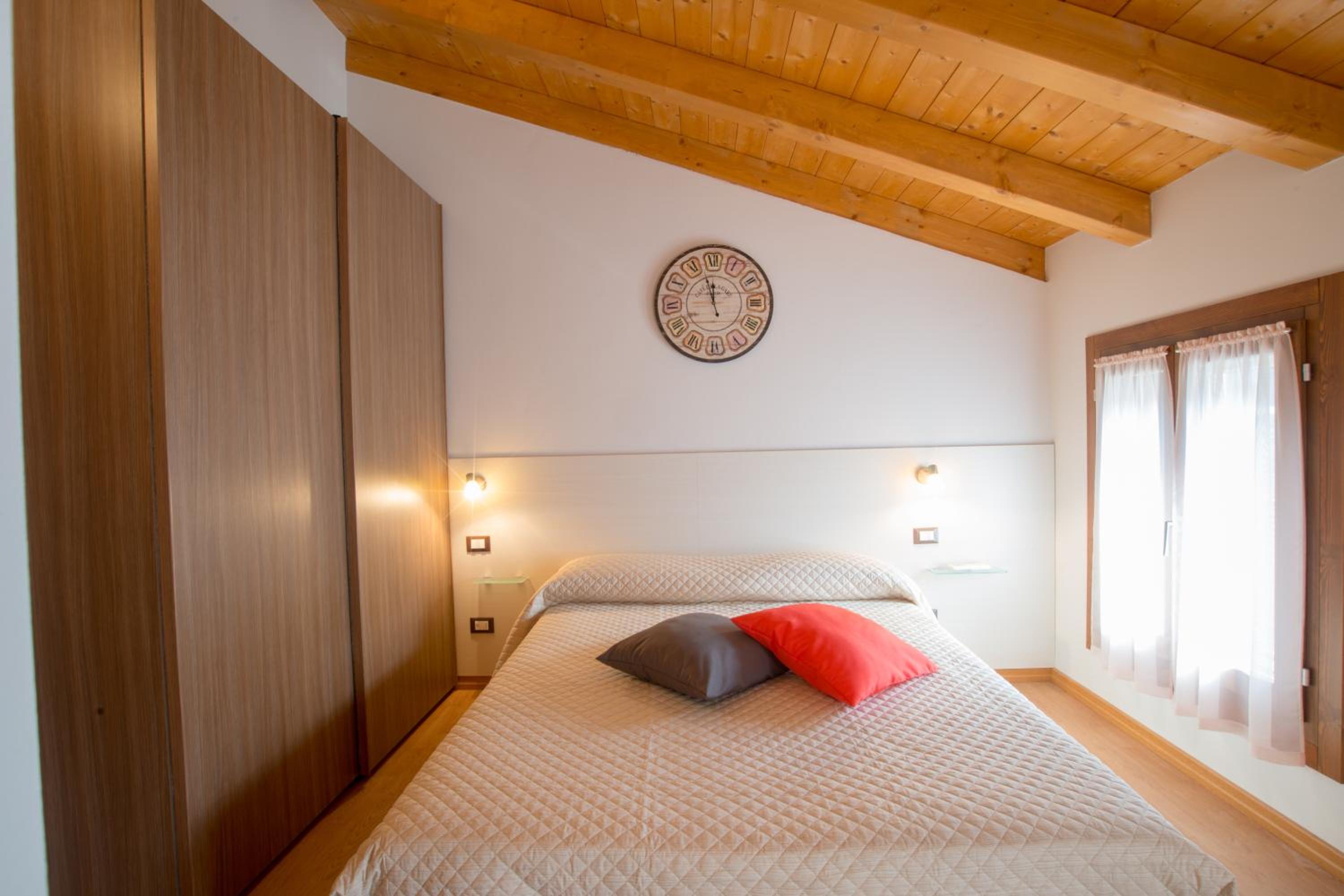 Double or Twin Room with Private Bathroom photo 1