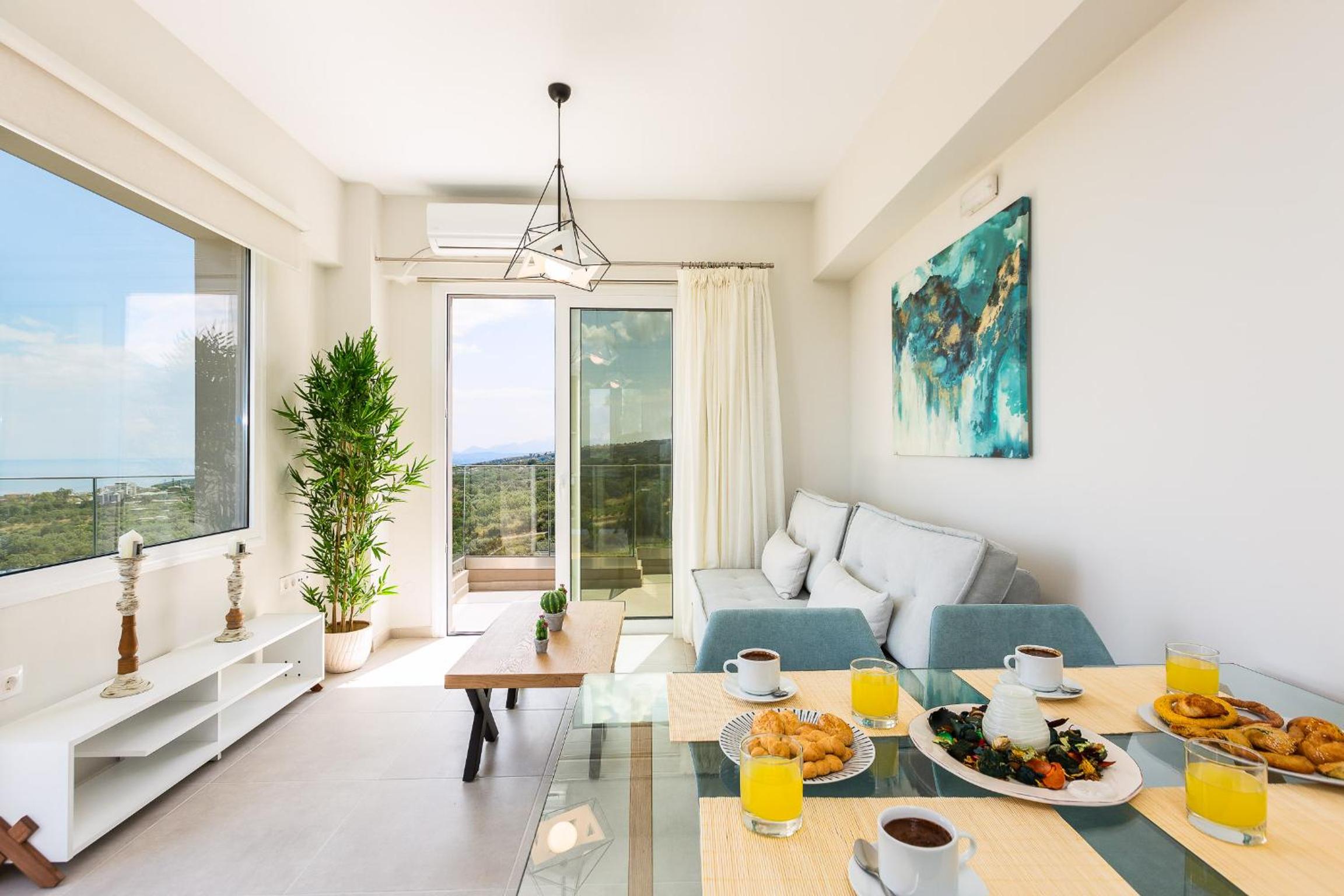 Superior One Bedroom Apartment with Sea View - Photo 1