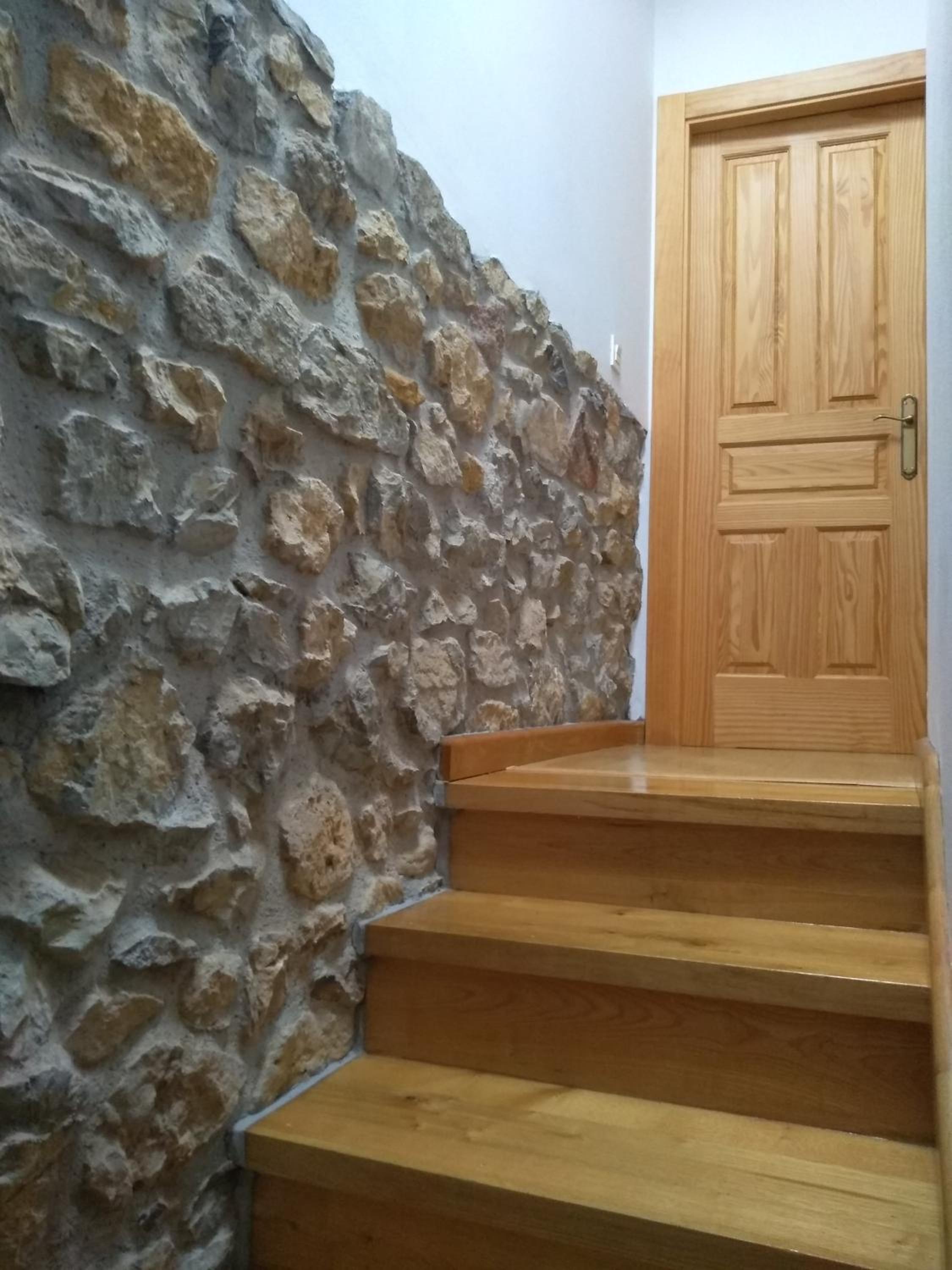 Two-Bedroom House - Photo 15