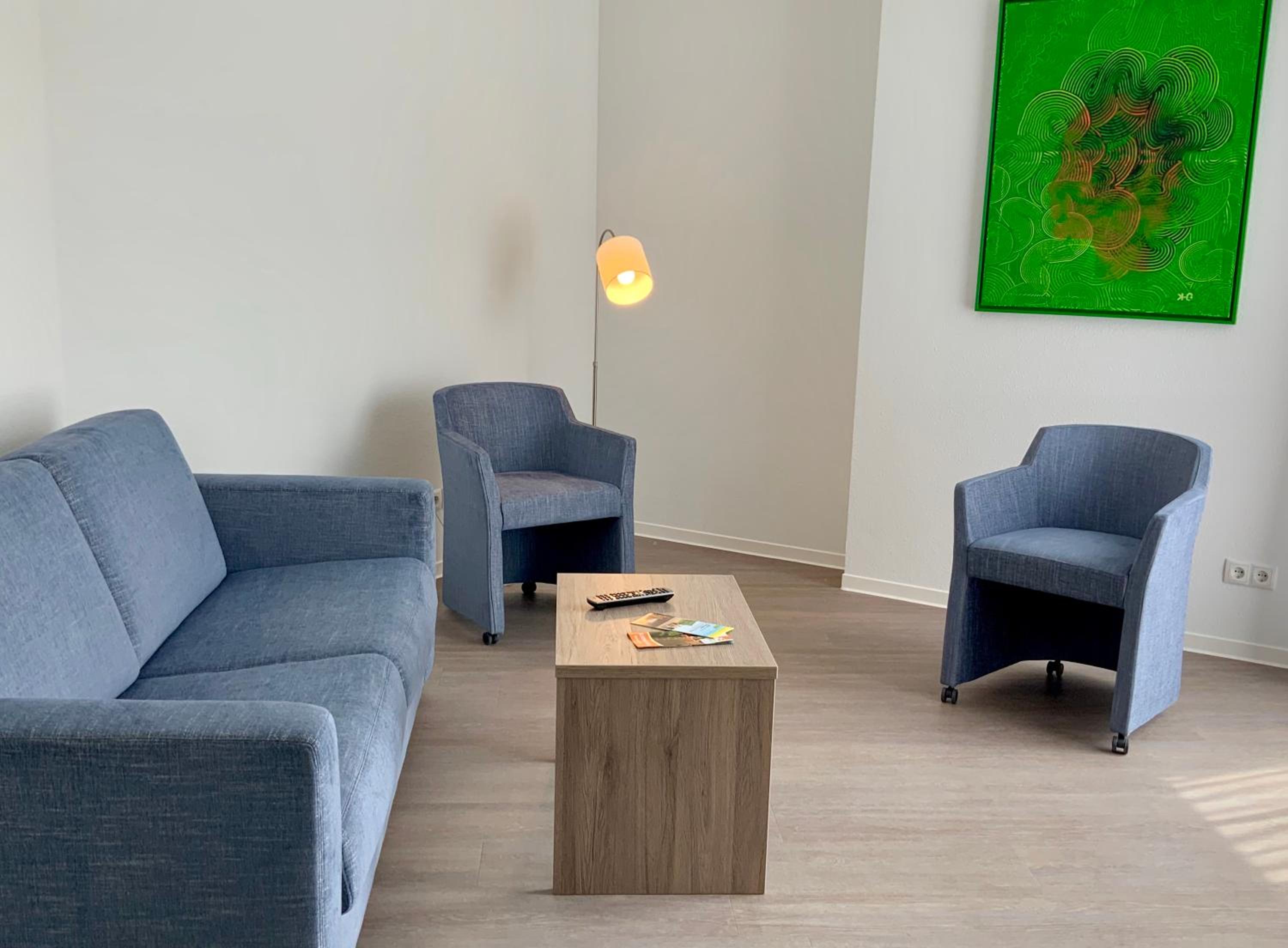 Apartment with Terrace - Photo 6