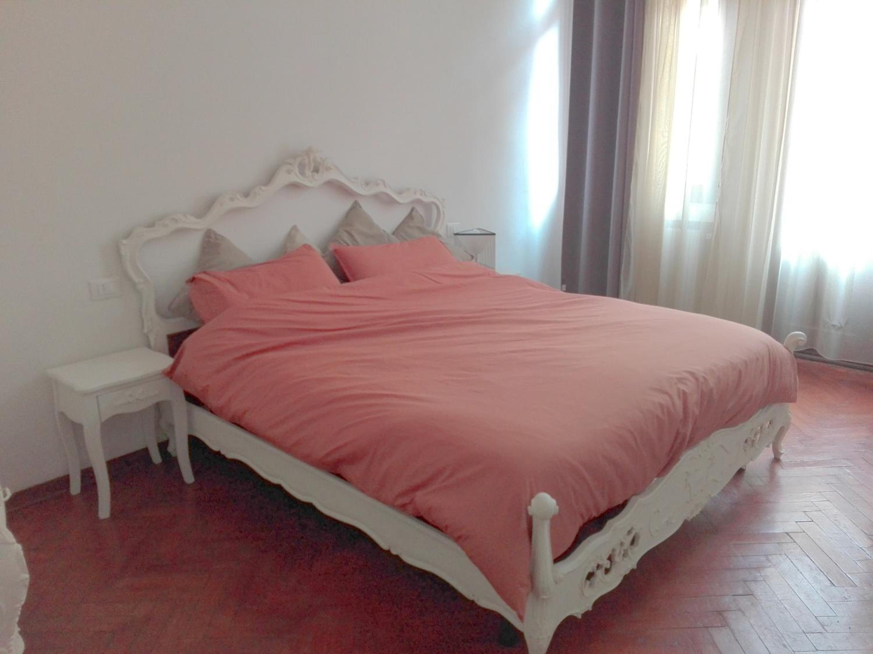 Apartment with Balcony photo 1