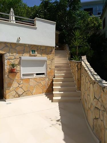 Two-Bedroom Apartment with Sea View and Balcony photo 3