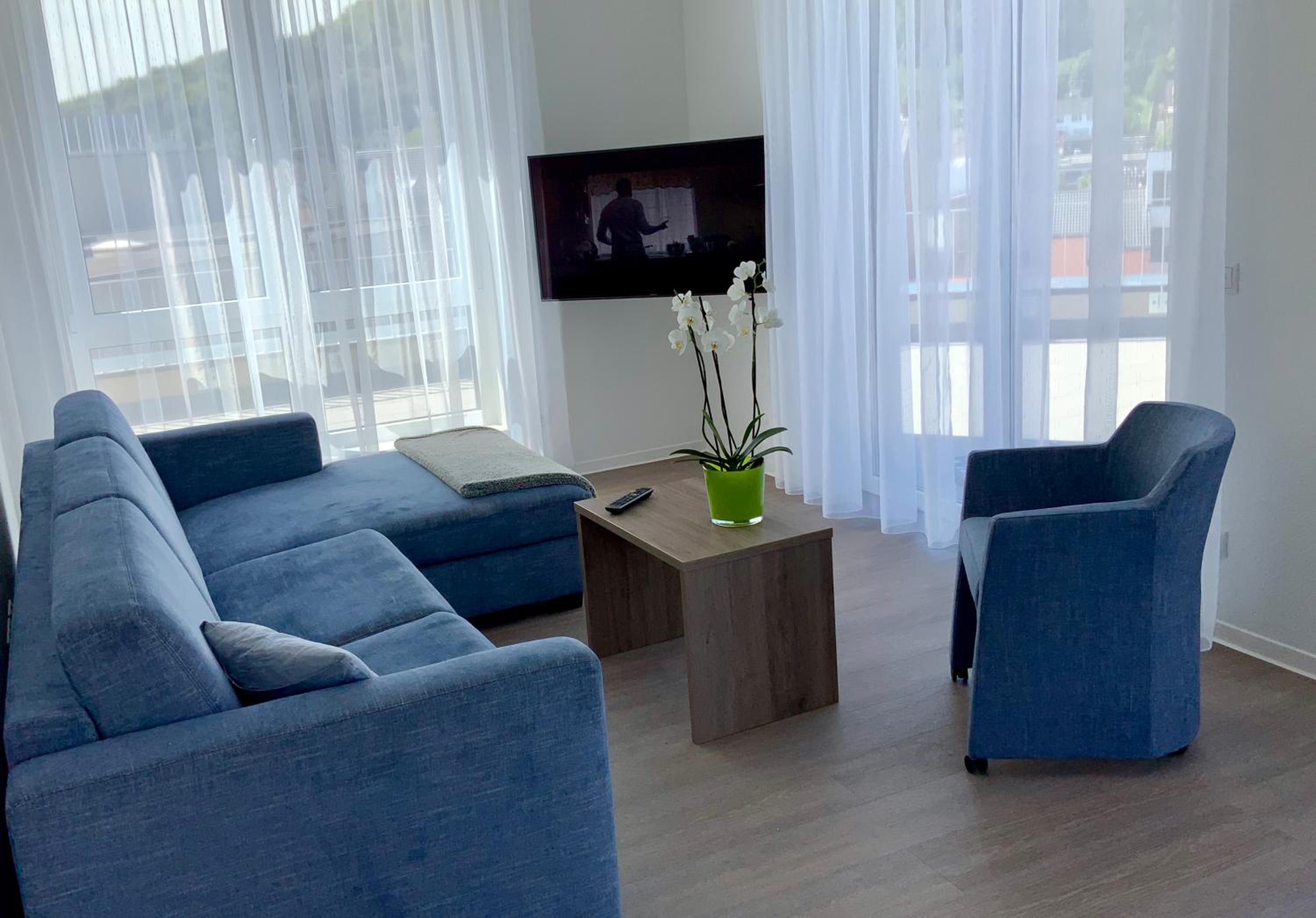 Apartment with Terrace - Photo 1