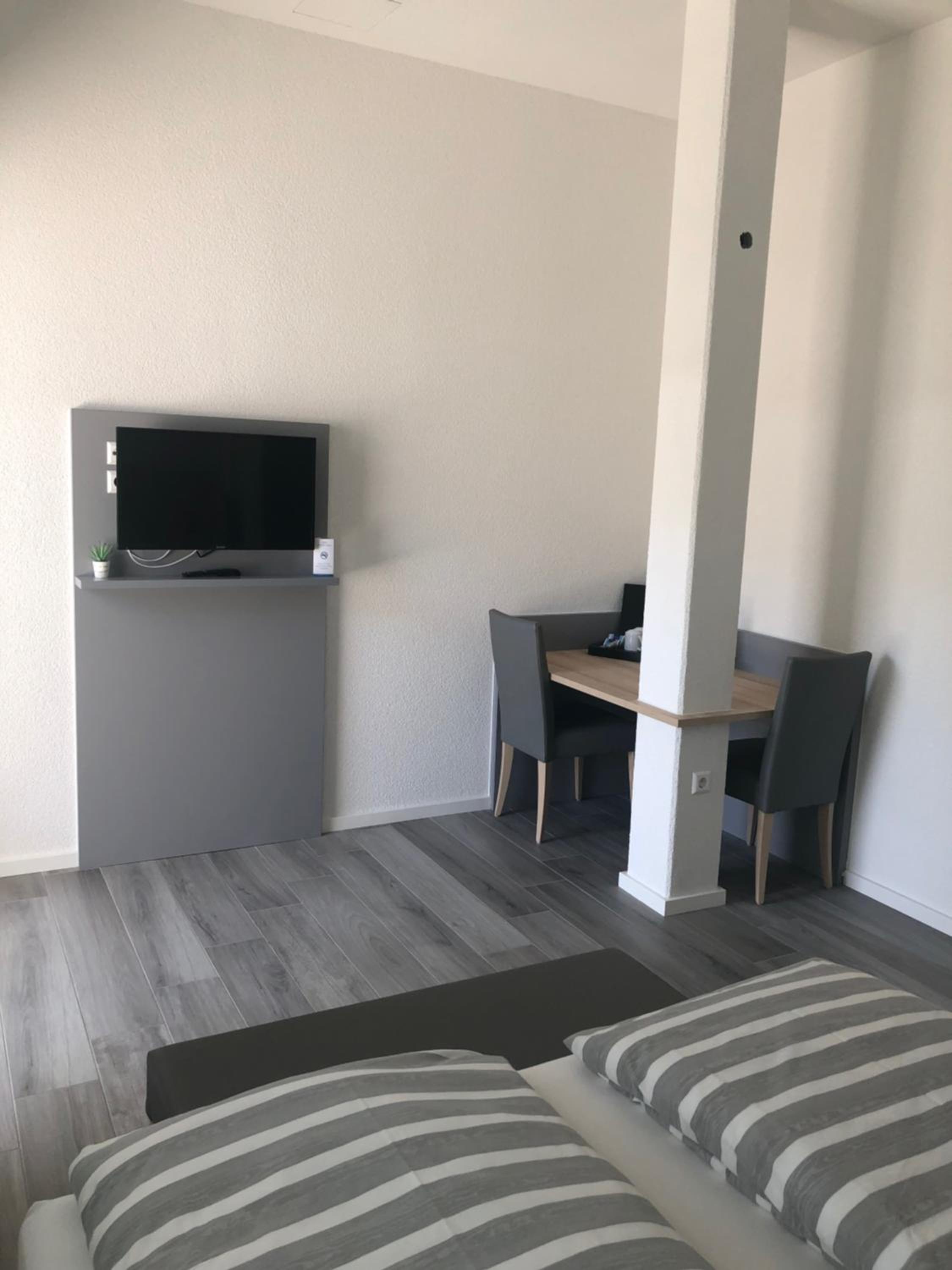 Double Room Ground Floor - Disability Access - Photo 2